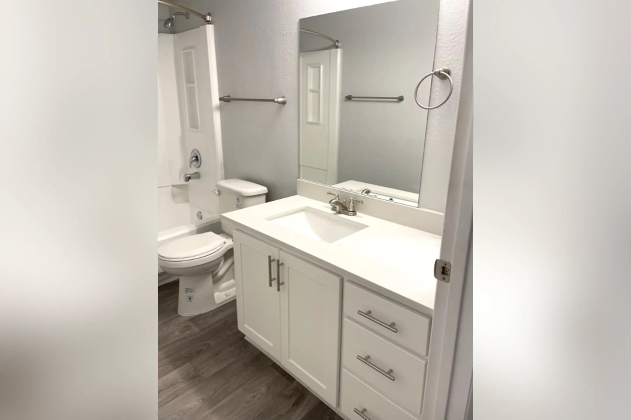 Bathroom - Fox Creek Apartments - Layton, UT