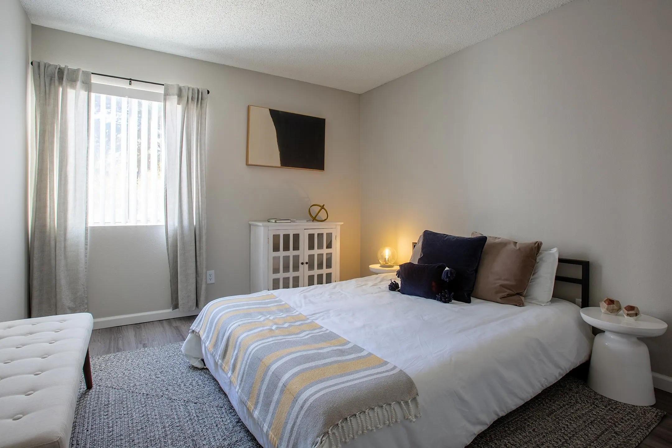 Bedroom - Montecito at Northeast Heights - Albuquerque, NM