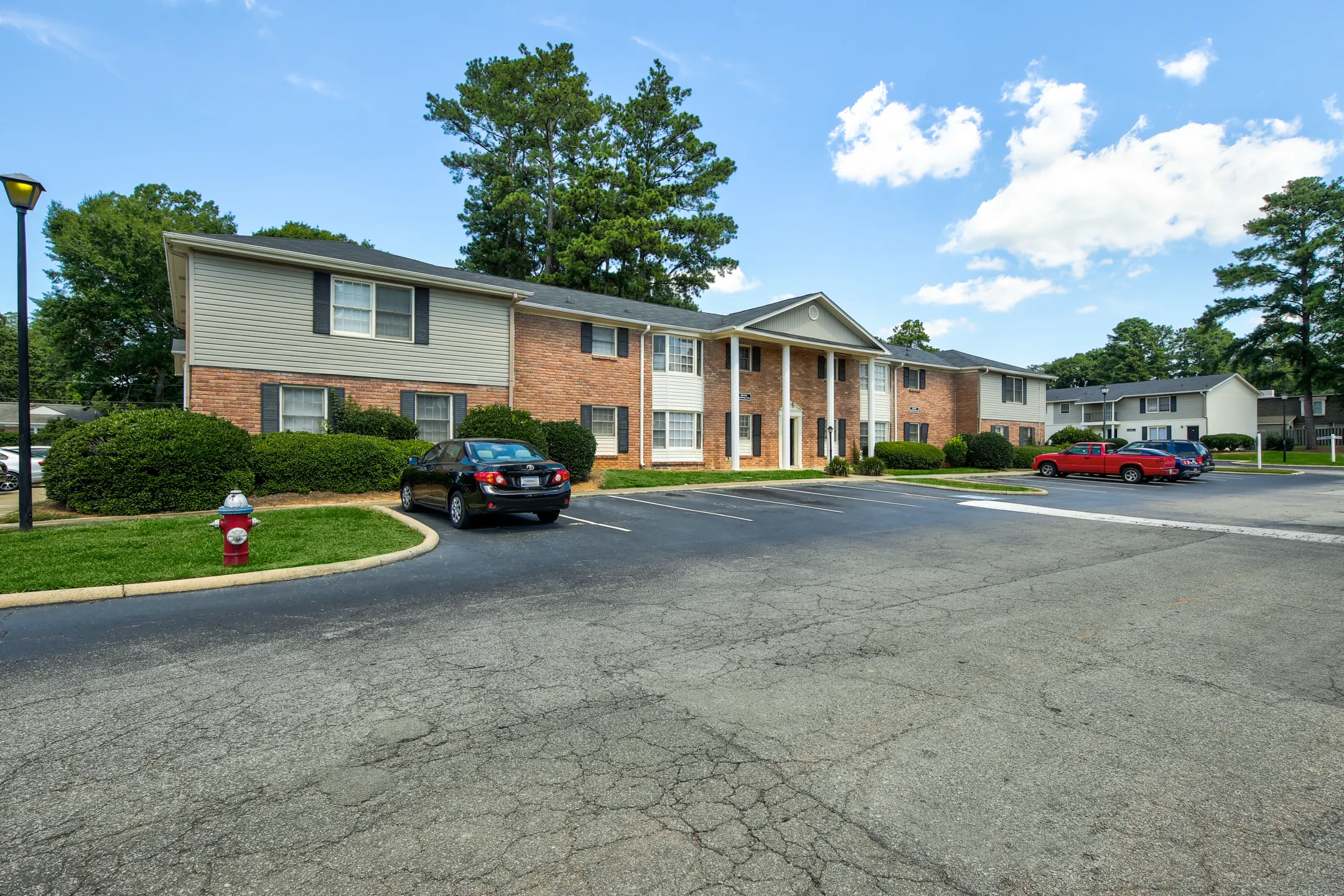 Woodland Village Apartments - Columbia, SC 29210