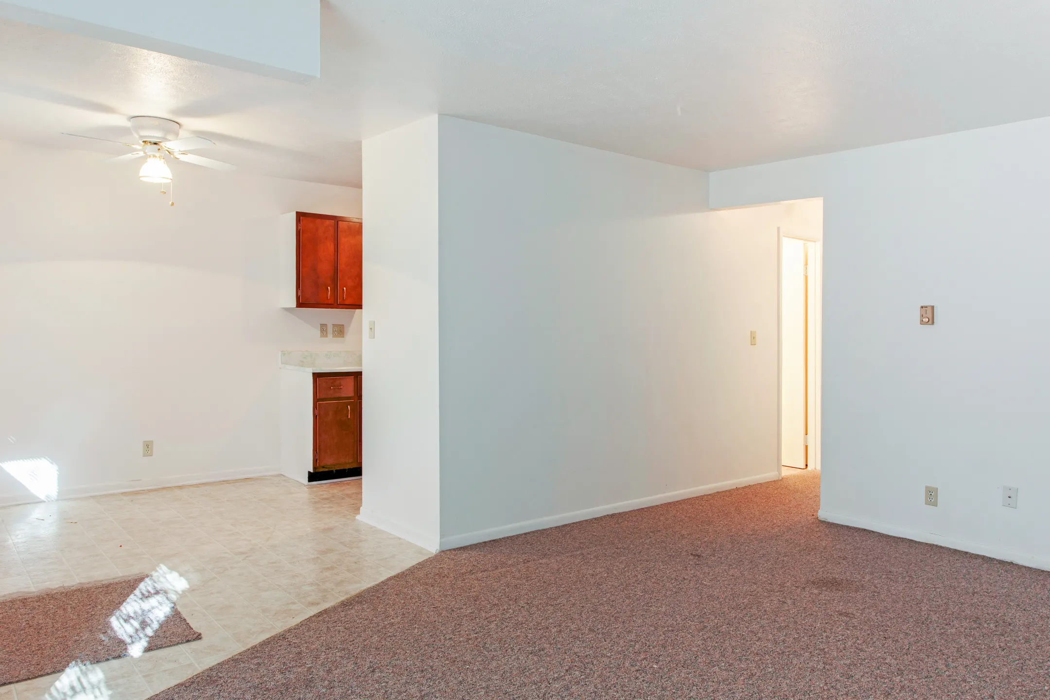 Forest Glen Apartments 742 W Bristol St Elkhart, IN Apartments for