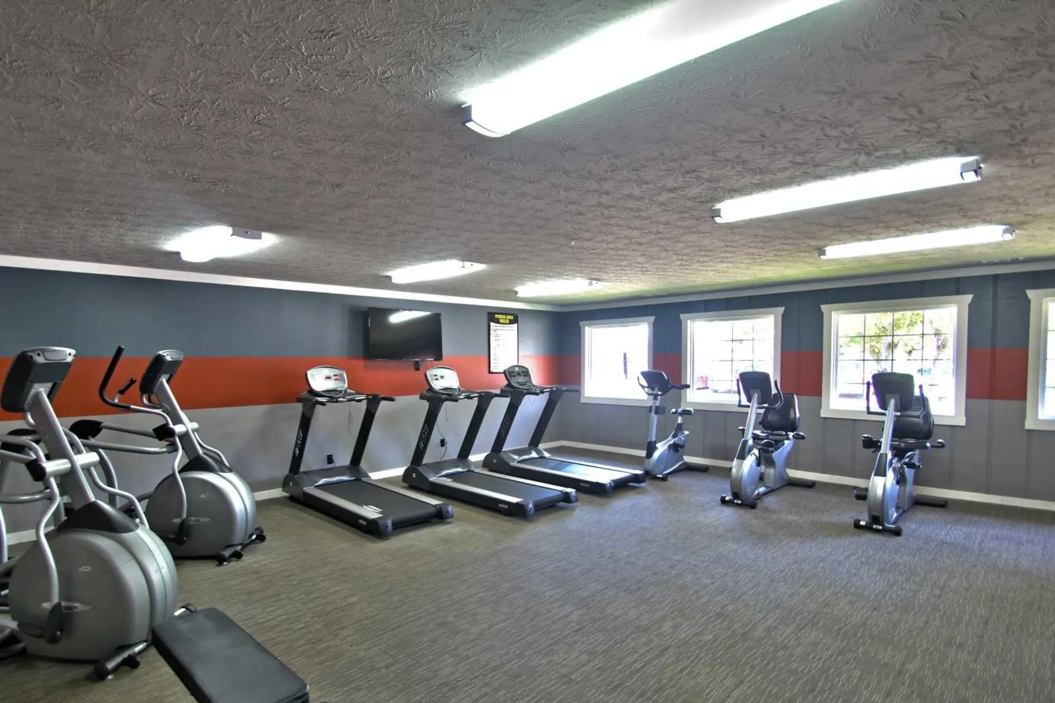 Fitness Weight Room - Country Club - Indianapolis, IN