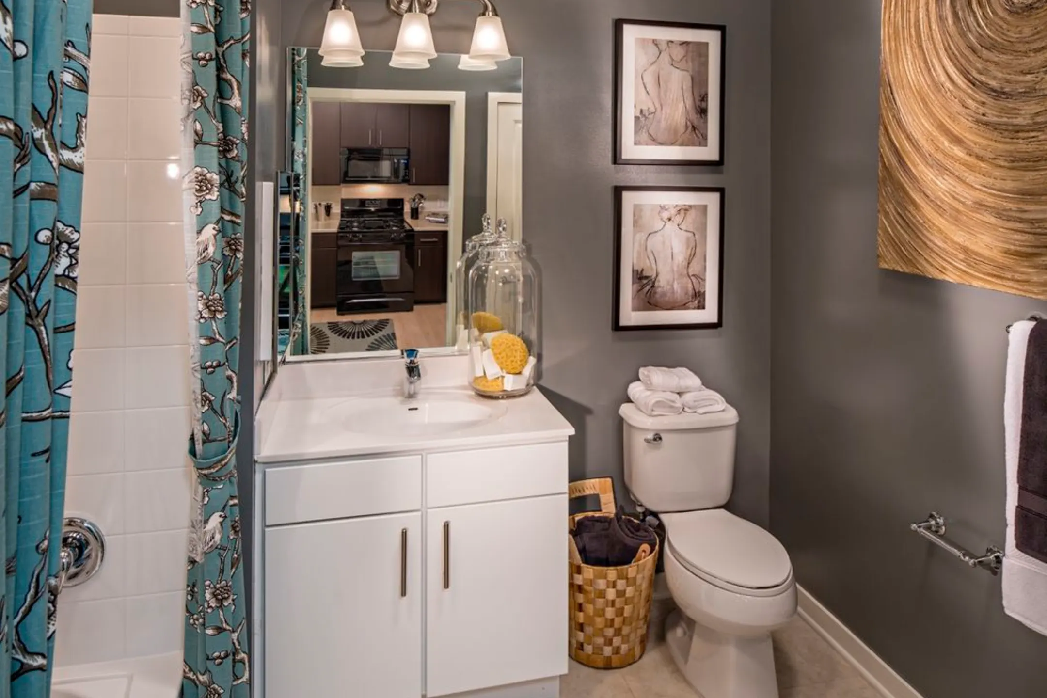 Bathroom - Avalon at Wesmont Station - Wood Ridge, NJ