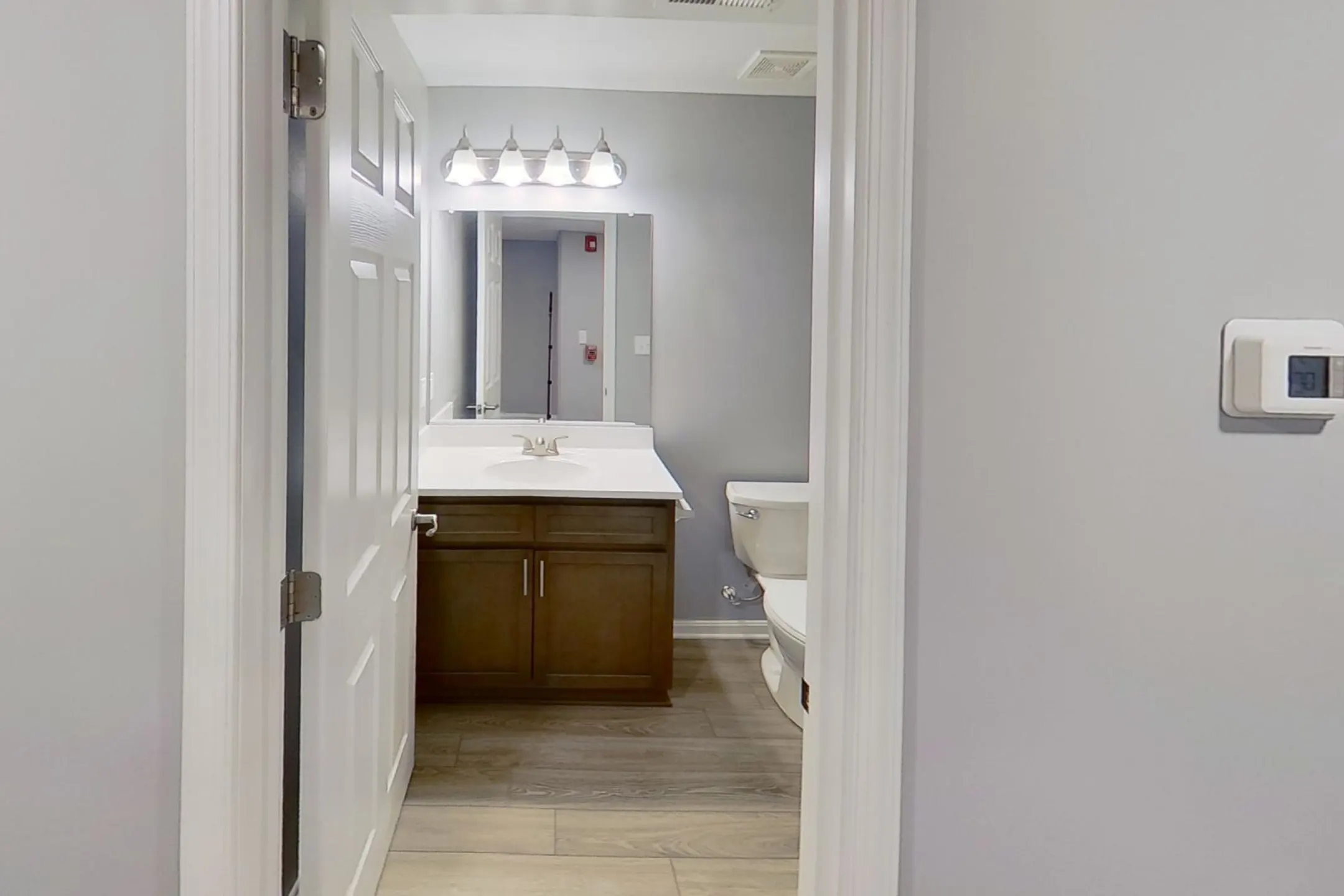 Bathroom - Mount Vernon Apartments - Baltimore, MD