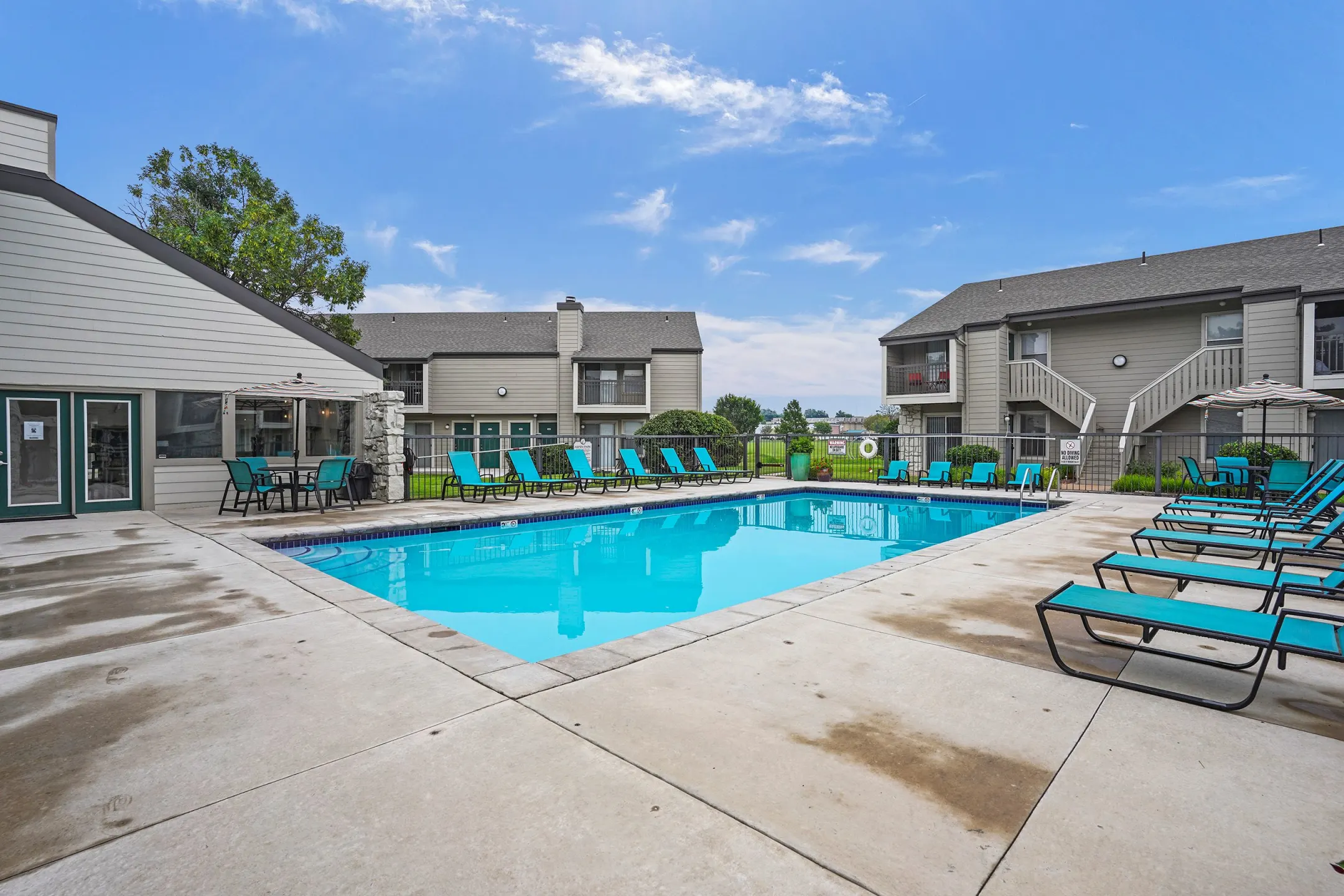 Pool - Aspen Park Apartments - Wichita, KS
