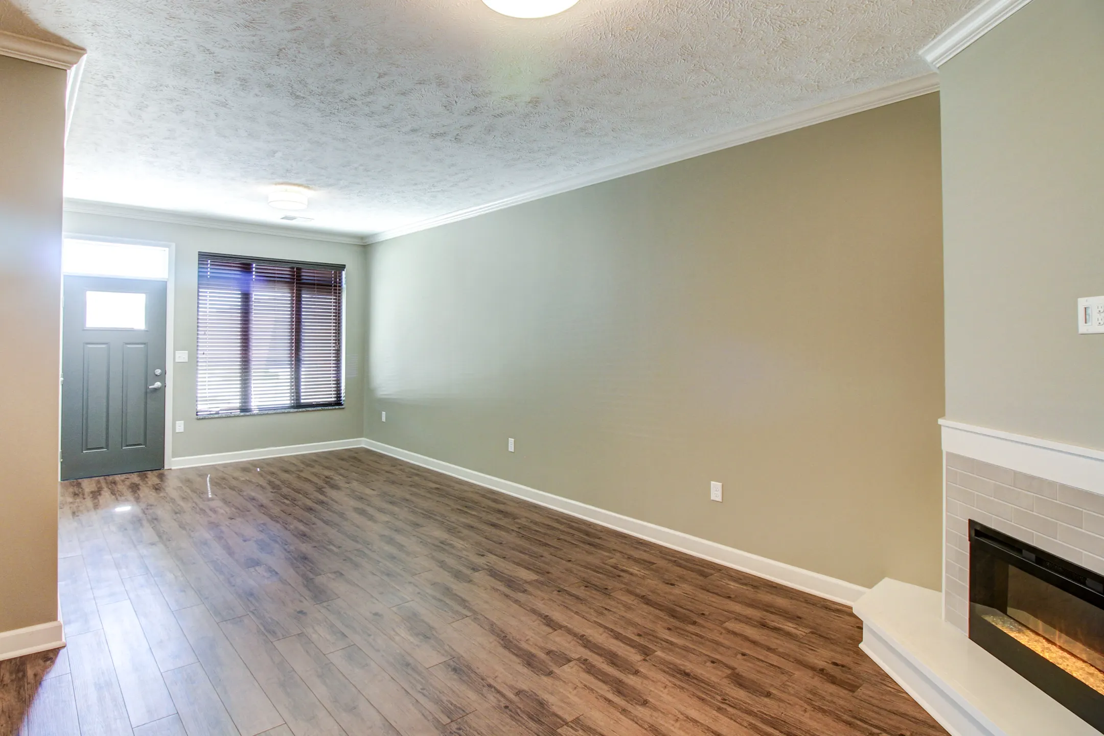 Summit Falls Apartments &Townhomes Apartments Lincoln, NE 68516