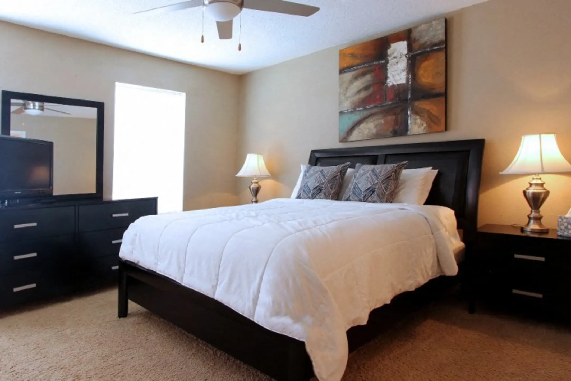 Bedroom - Briarwood Apartments - Houston, TX