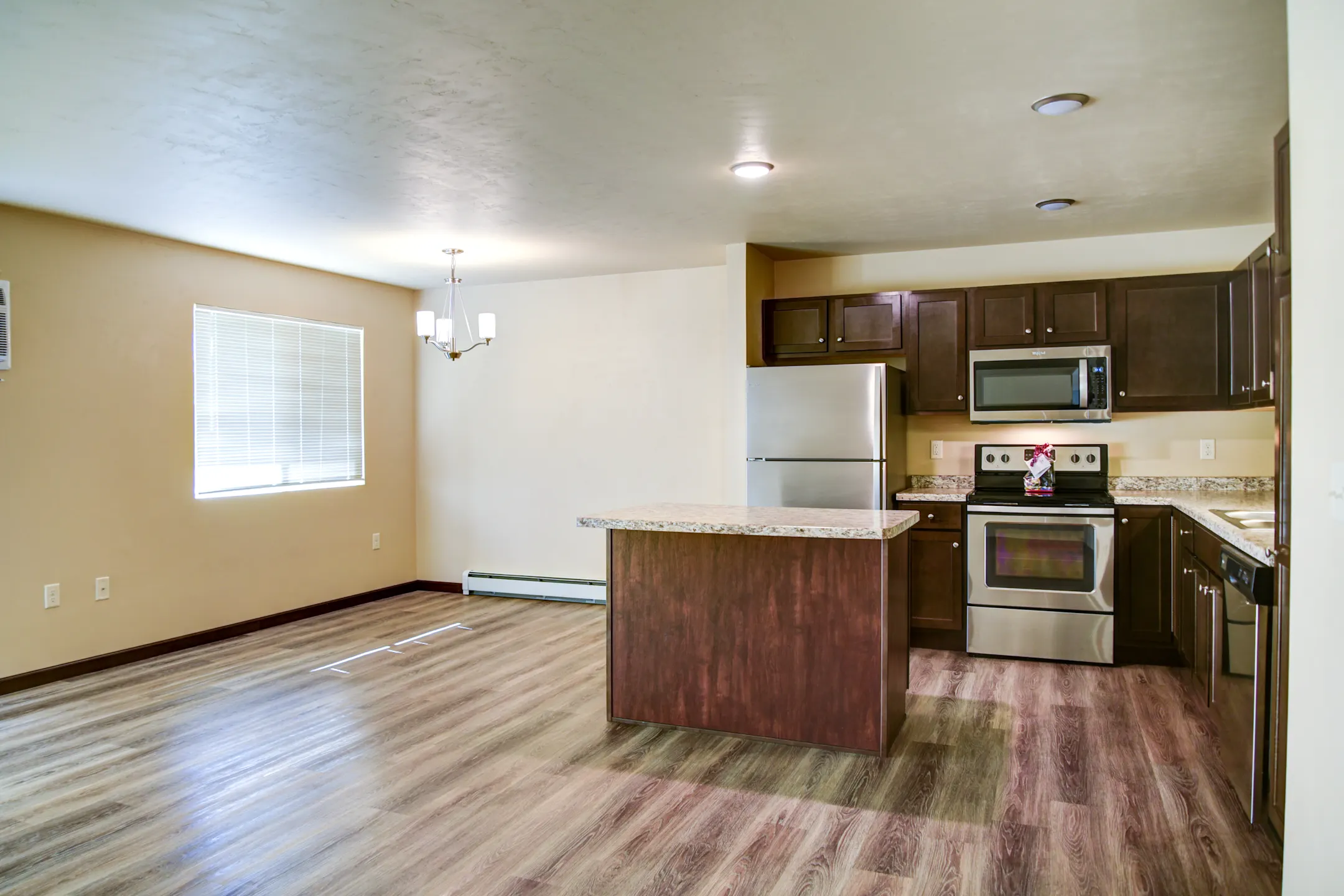 North Shore Apartments Apartments Menasha, WI 54952