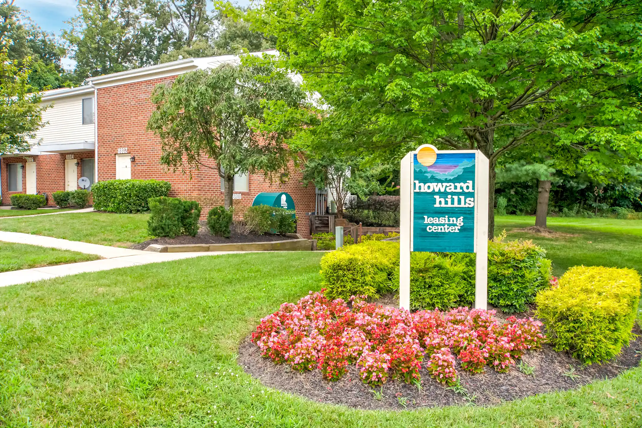 Howard Hills Townhomes 8800 Howard Hills Dr Savage, MD Apartments