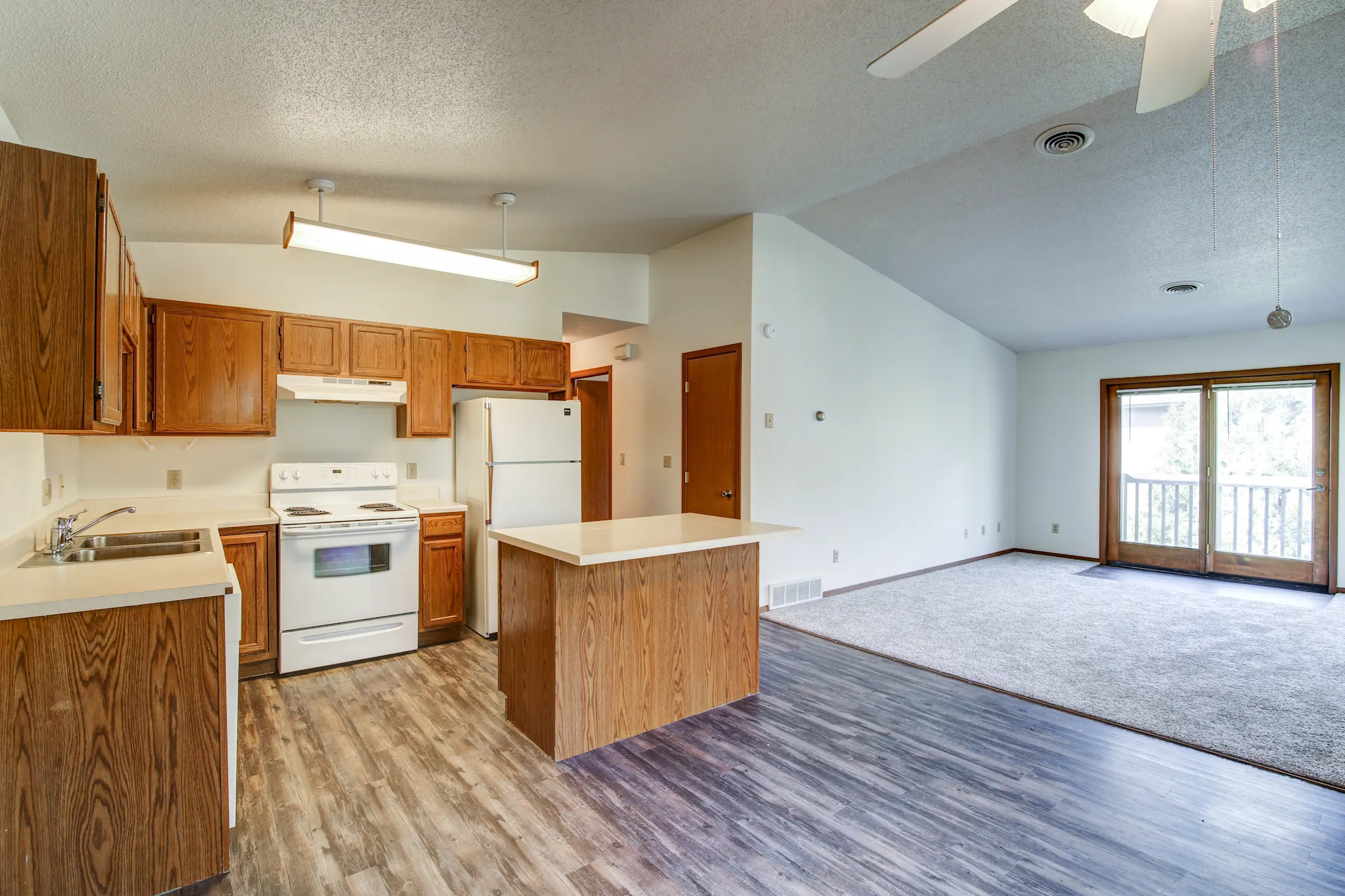 M&I Apartments 2701 3rd Ave SE Aberdeen, SD Apartments for Rent Rent.