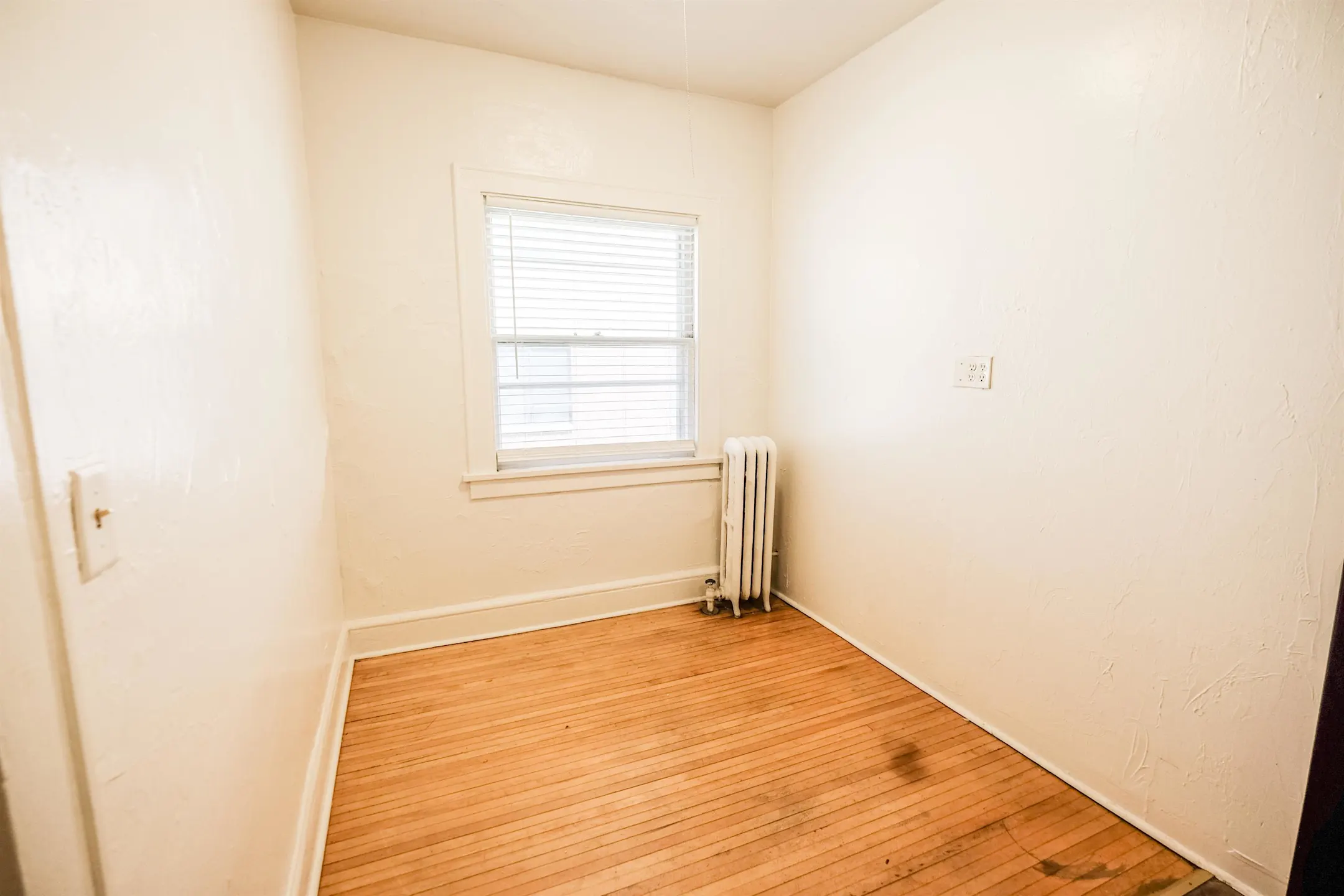 Bedroom - Marquette on the Hill - Saint Paul, MN