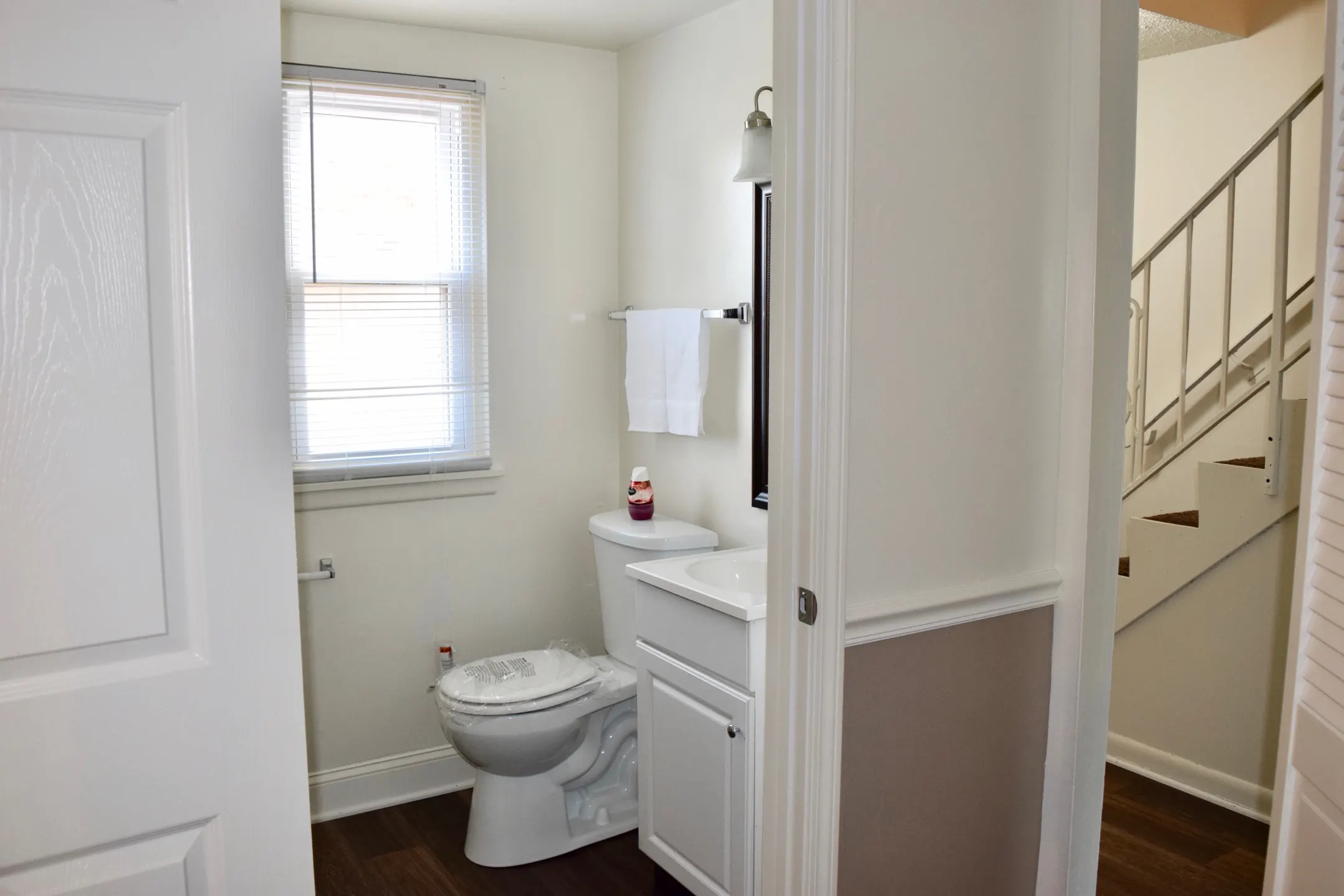 Bathroom - Mayfair Apartments - Jeffersonville, IN