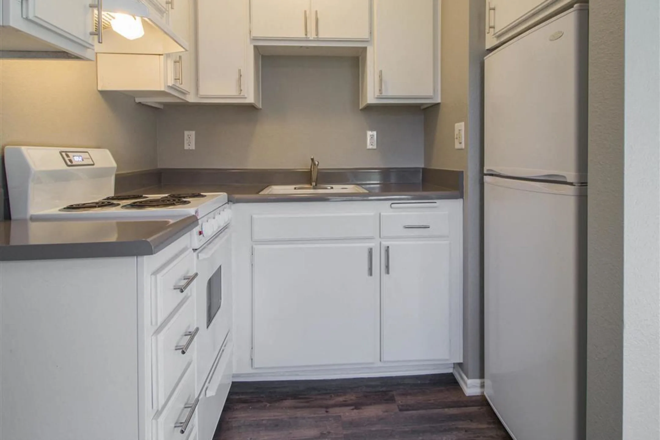 Zen Diamond Active Senior Apartments Apartments Hemet, CA 92543