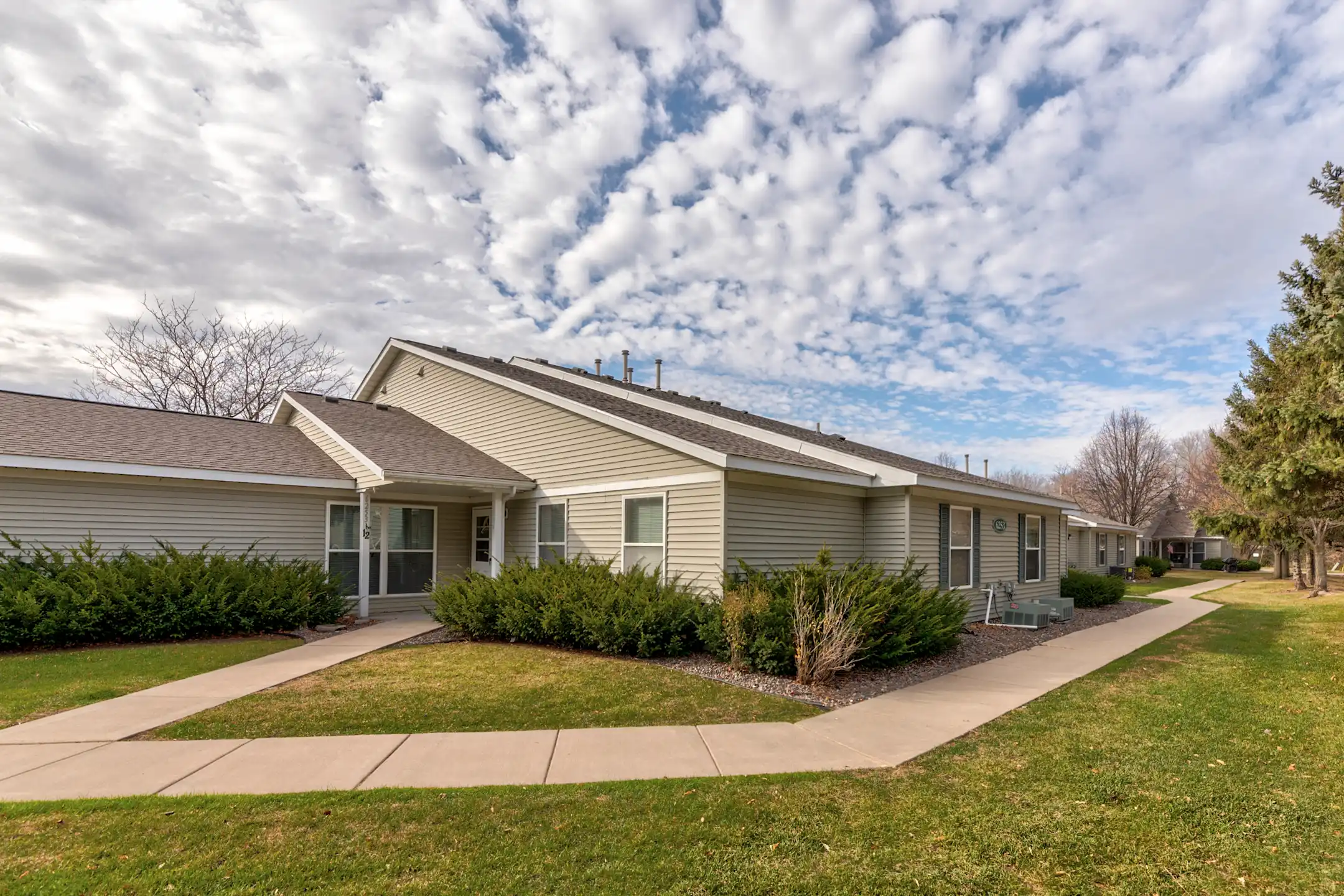 Eastwood Village Senior Townhomes Townhomes Oakdale, MN 55128