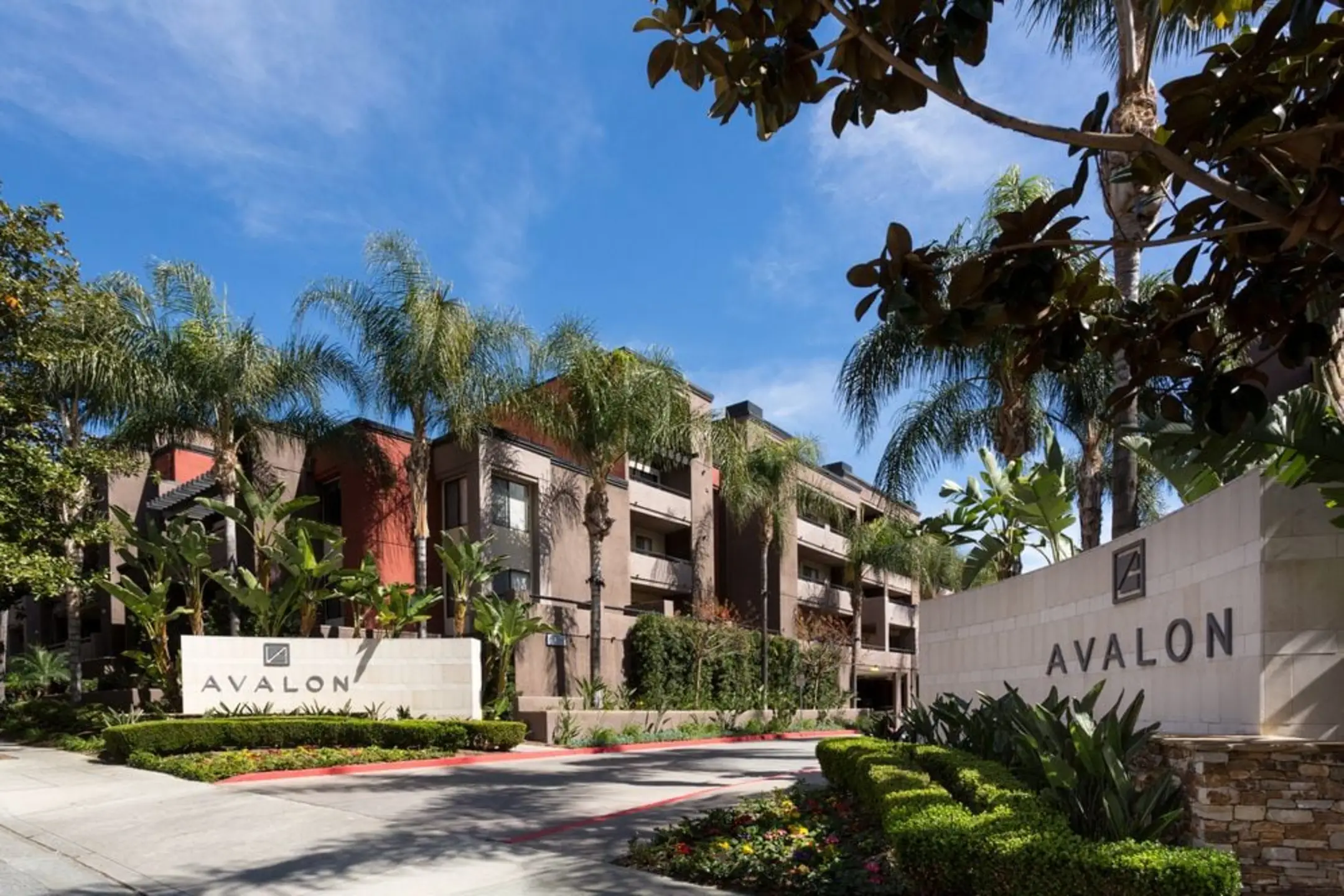 Avalon Burbank 350 S San Fernando Blvd Burbank, CA Apartments for