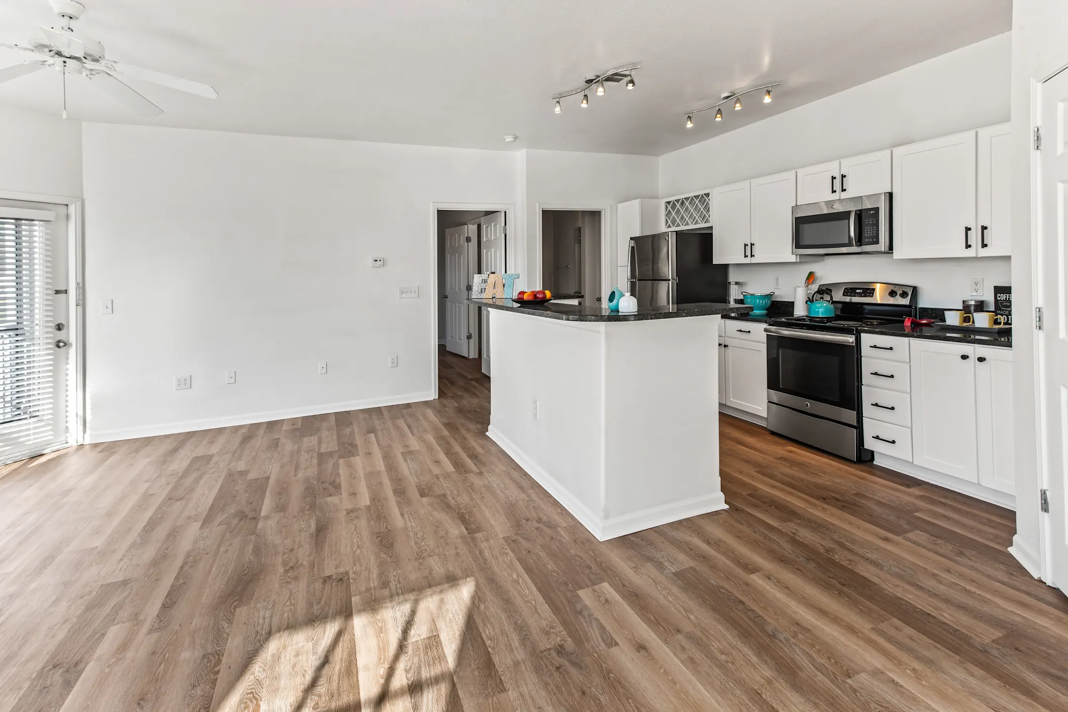 The Fountains at Chatham Parkway 1699 Chatham Pkwy Savannah, GA