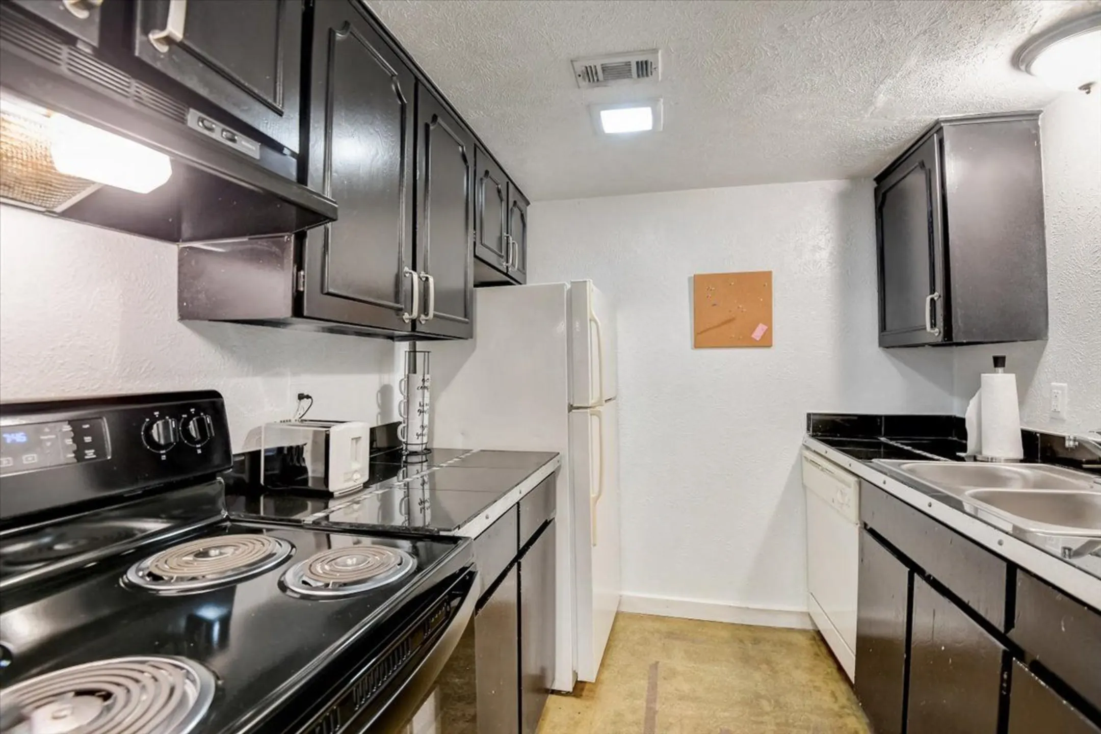 The Quarter Apartments 1003 Eagle Dr Denton, TX Apartments for Rent