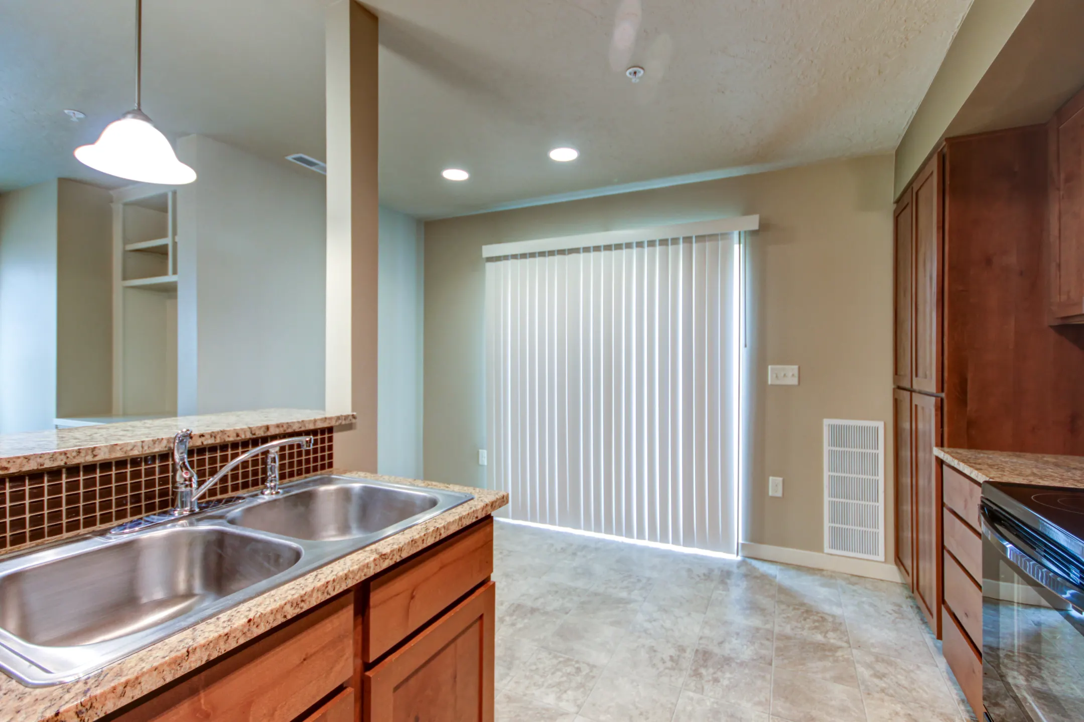 Dining Room - Cantabria Townhomes - Boise, ID