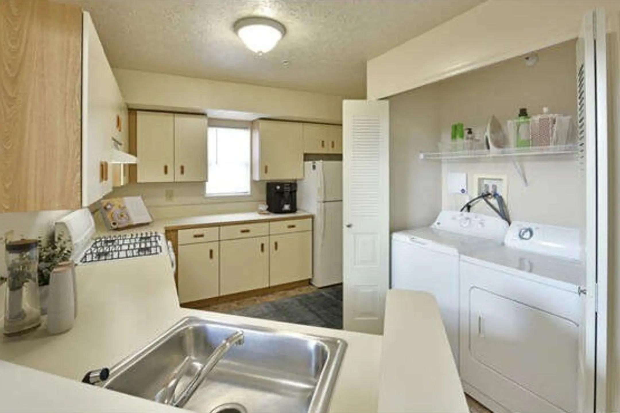 Heatherwood Apartments Grand Blanc, MI 48439