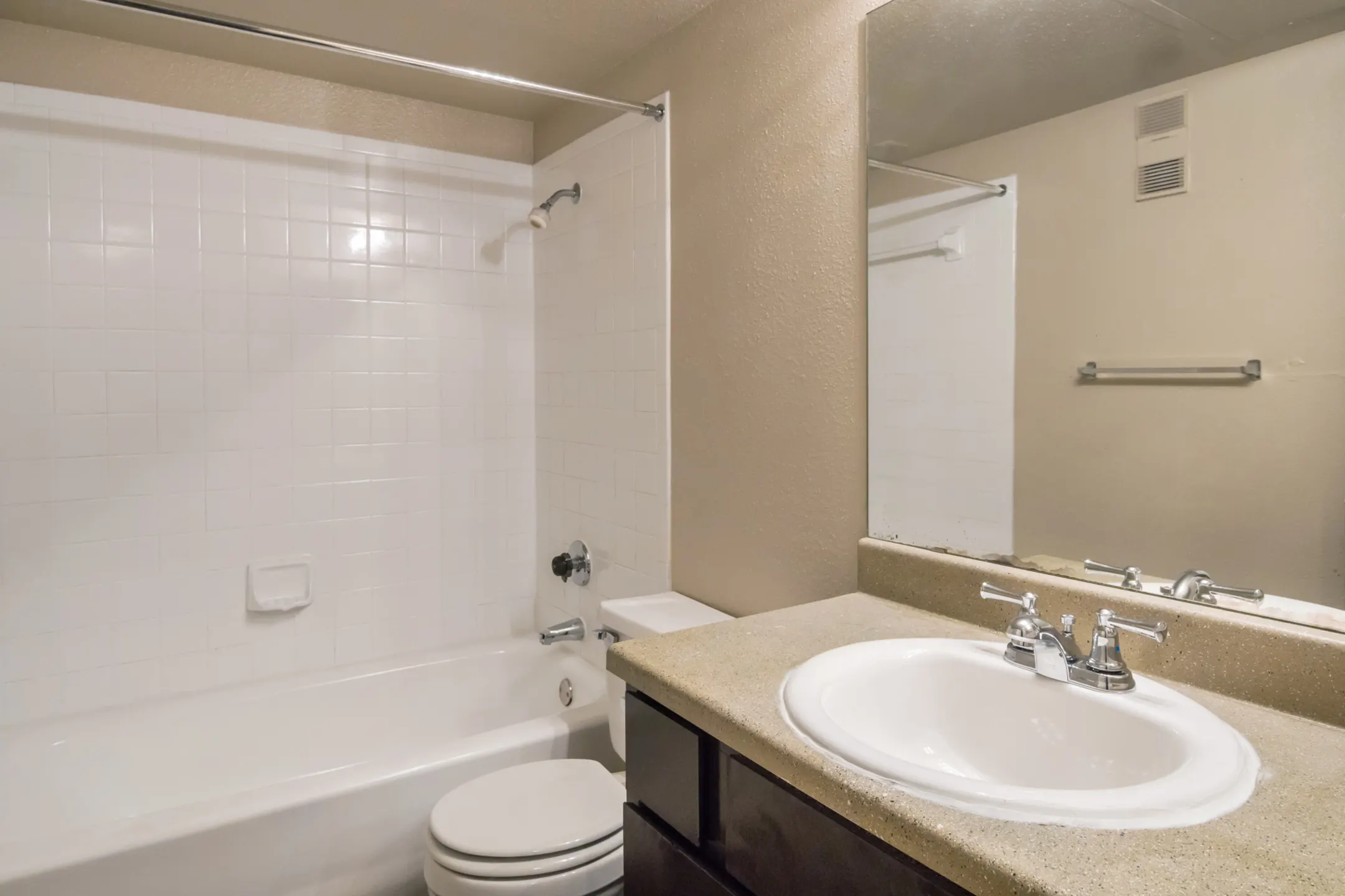 Bathroom - Laurels of Sendera - Arlington, TX