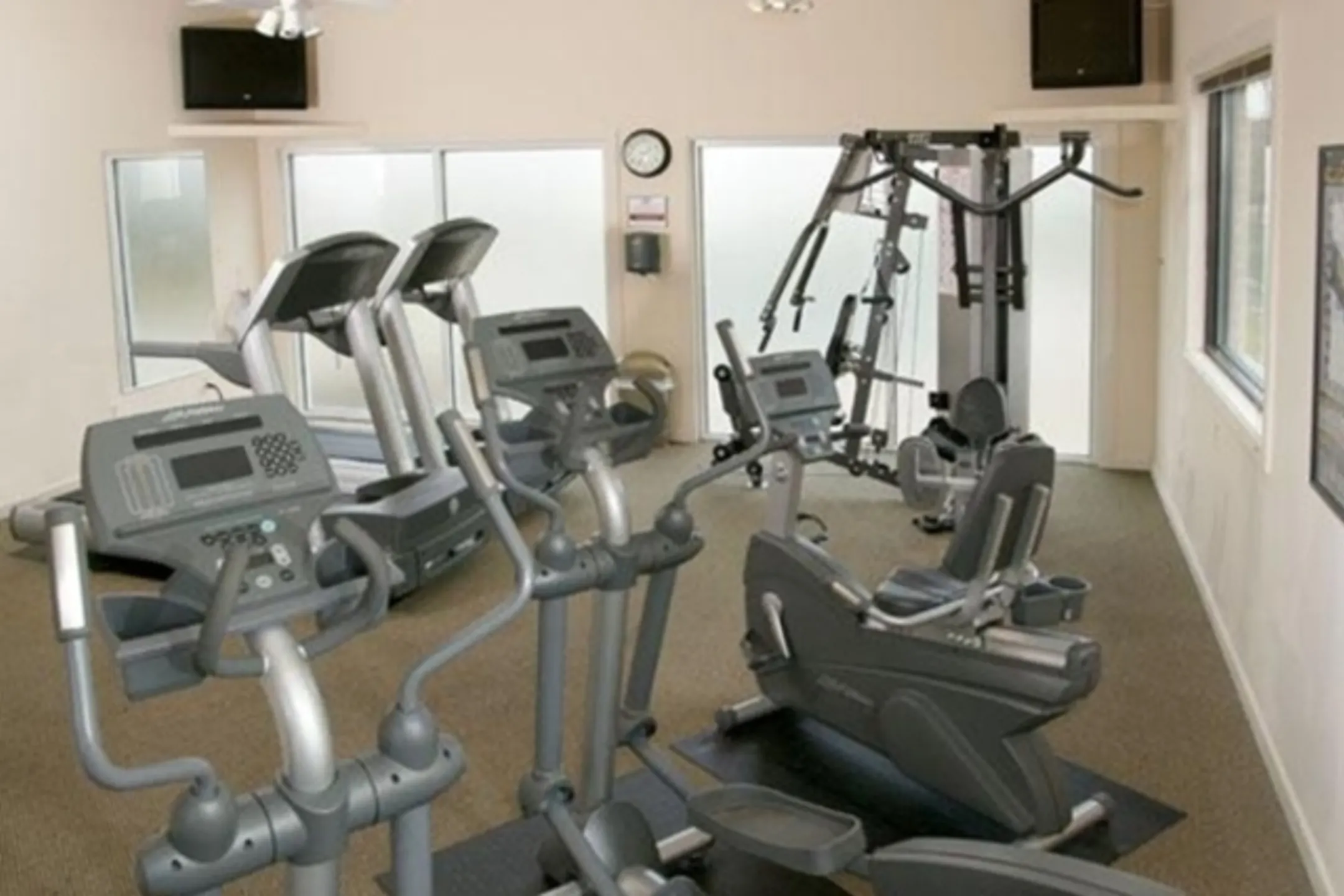 Fitness Weight Room - Cromwell Valley Apartments - Towson, MD