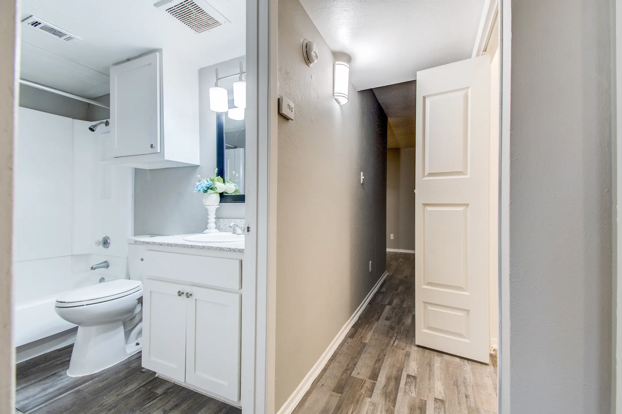 Kingswood Apartments Denton, TX 76207