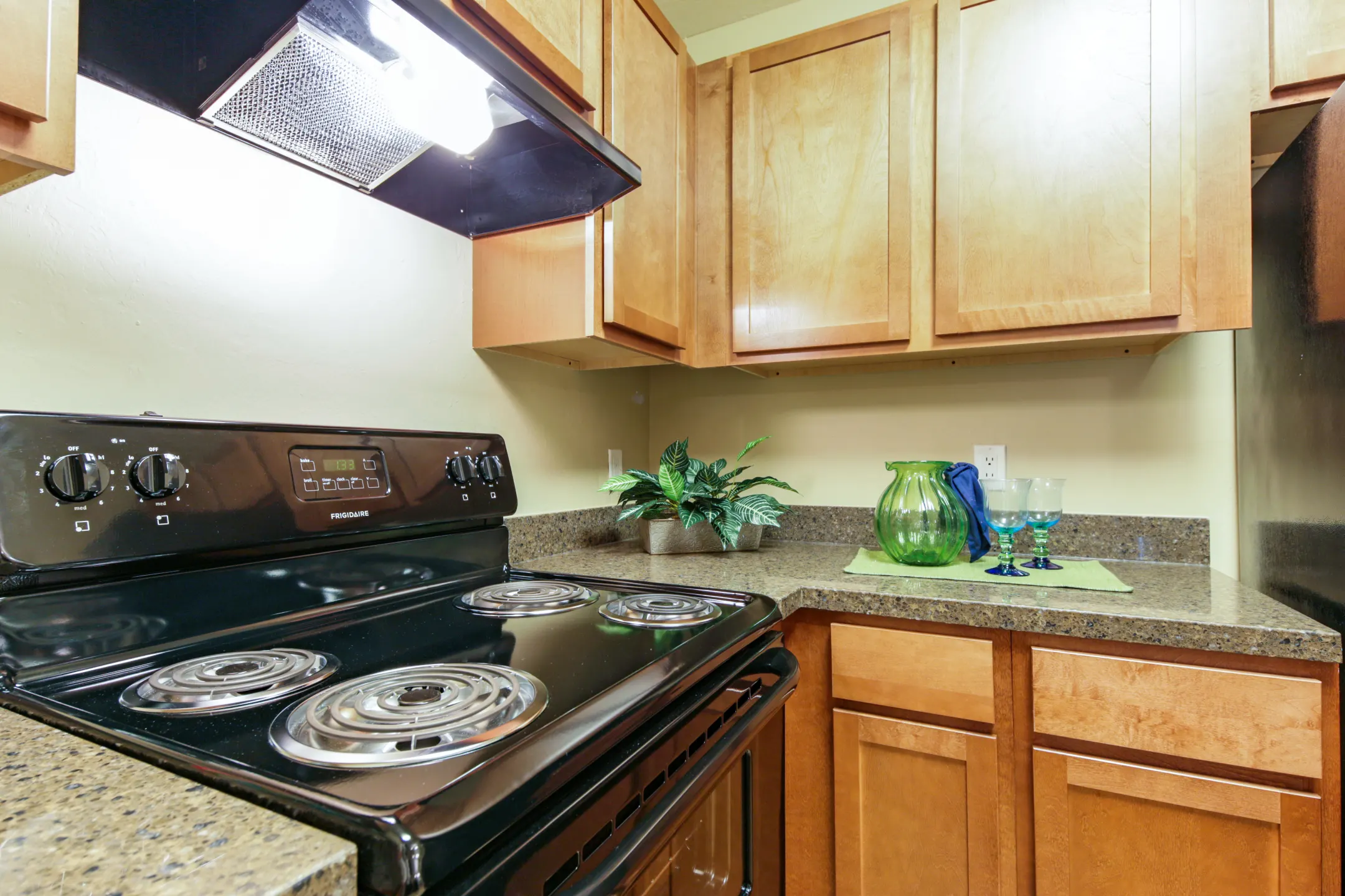 Lago del Sol Apartments - Fort Myers, FL 33908