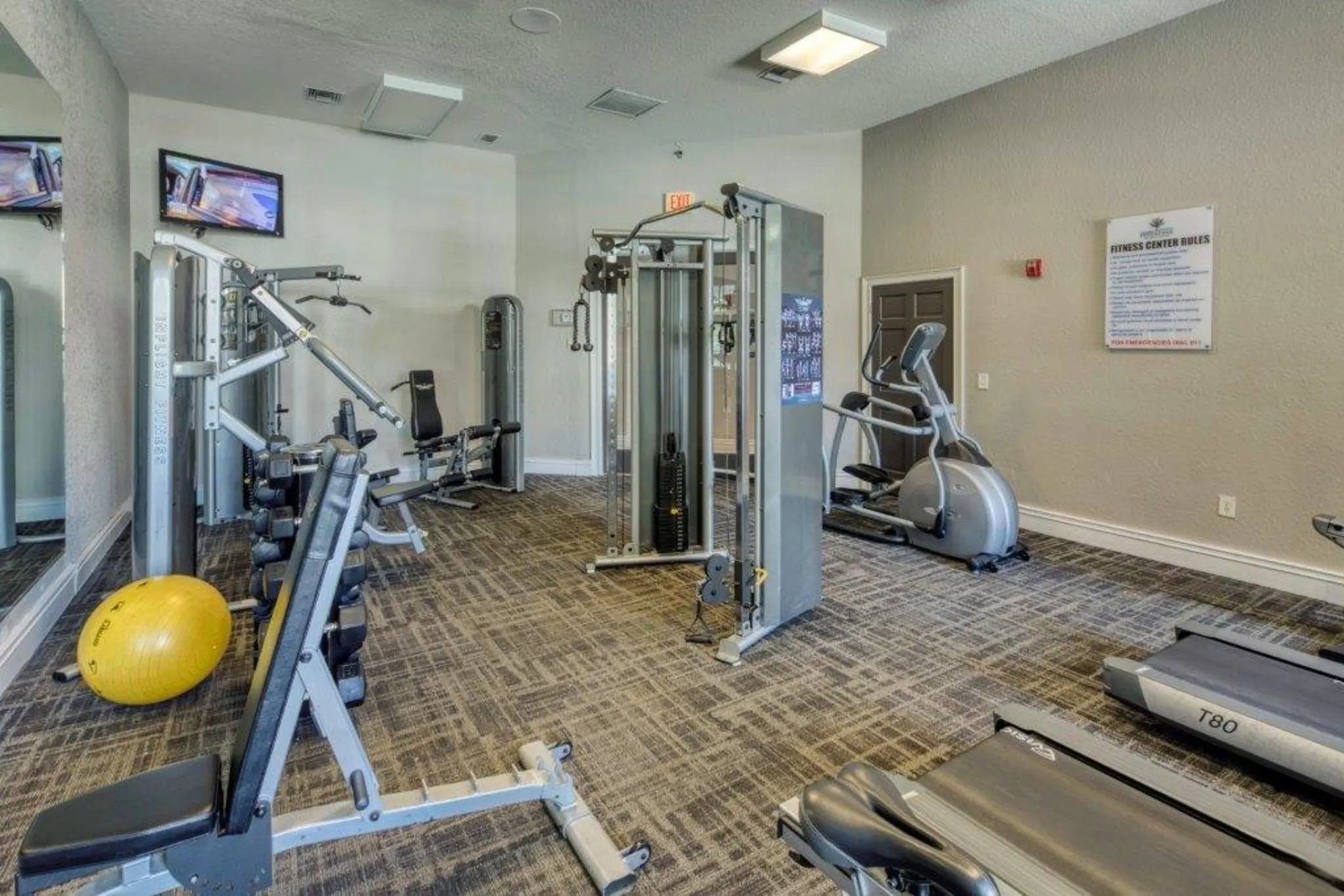 Fitness Weight Room - Rivertree Apartments - Riverview, FL