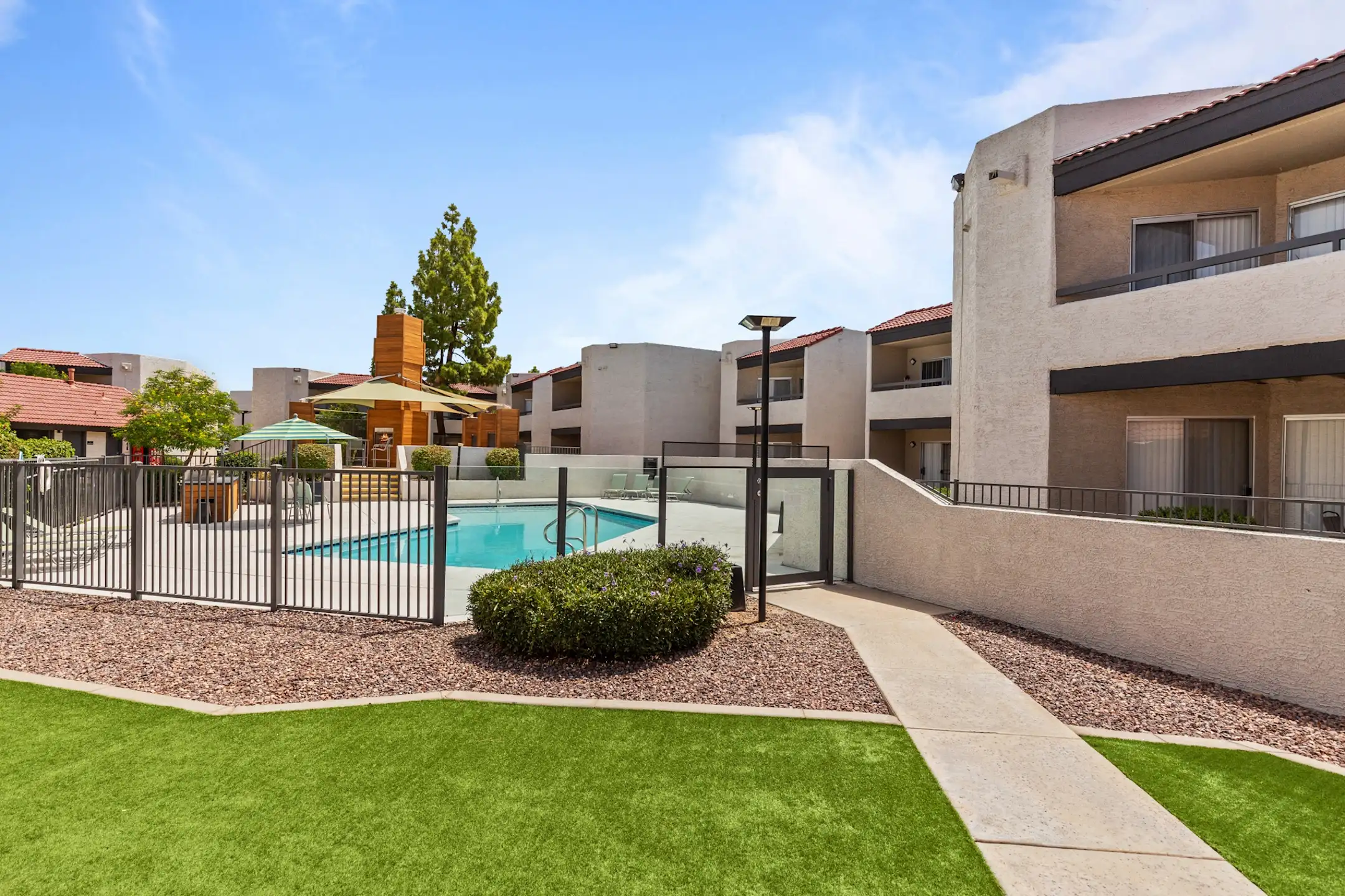 Tides on 67th Apartments Glendale, AZ 85301