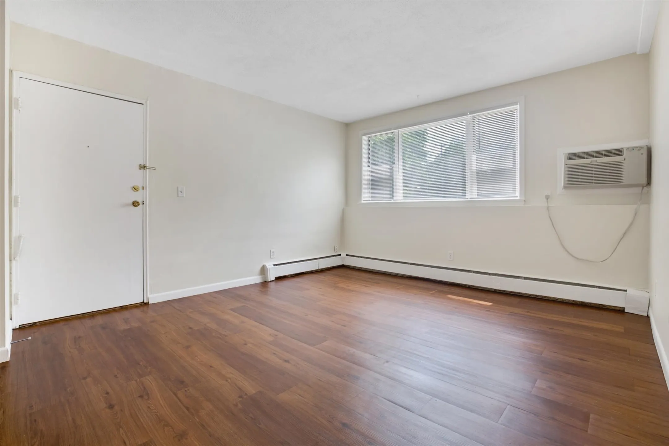 Francis Crossing Apartment Homes Apartments Randolph, MA 02368