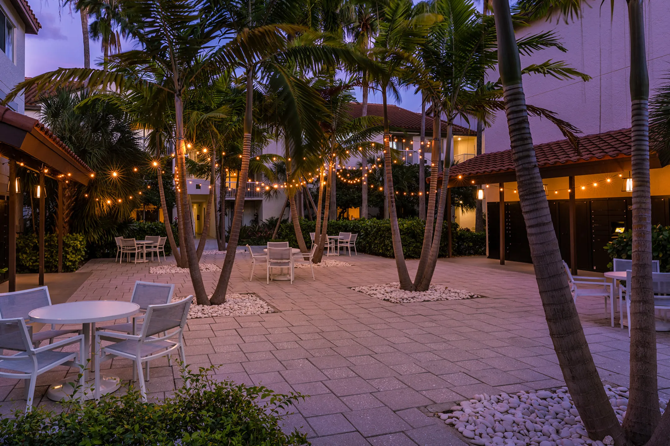 Pool - Waterways Village Apartments - Miami, FL