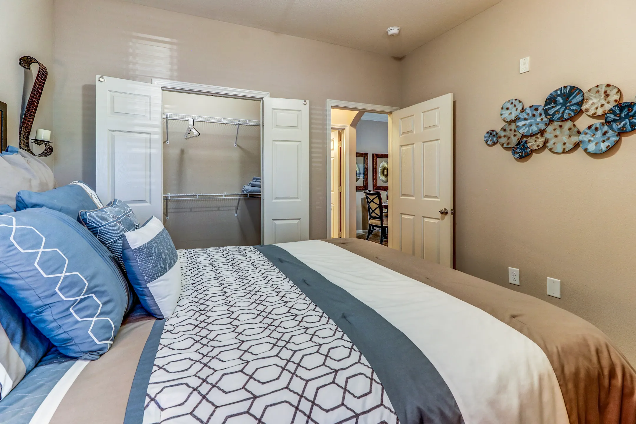 Vintage Creekwood Park 245 Creekwood Cove Lane Lenoir City, TN