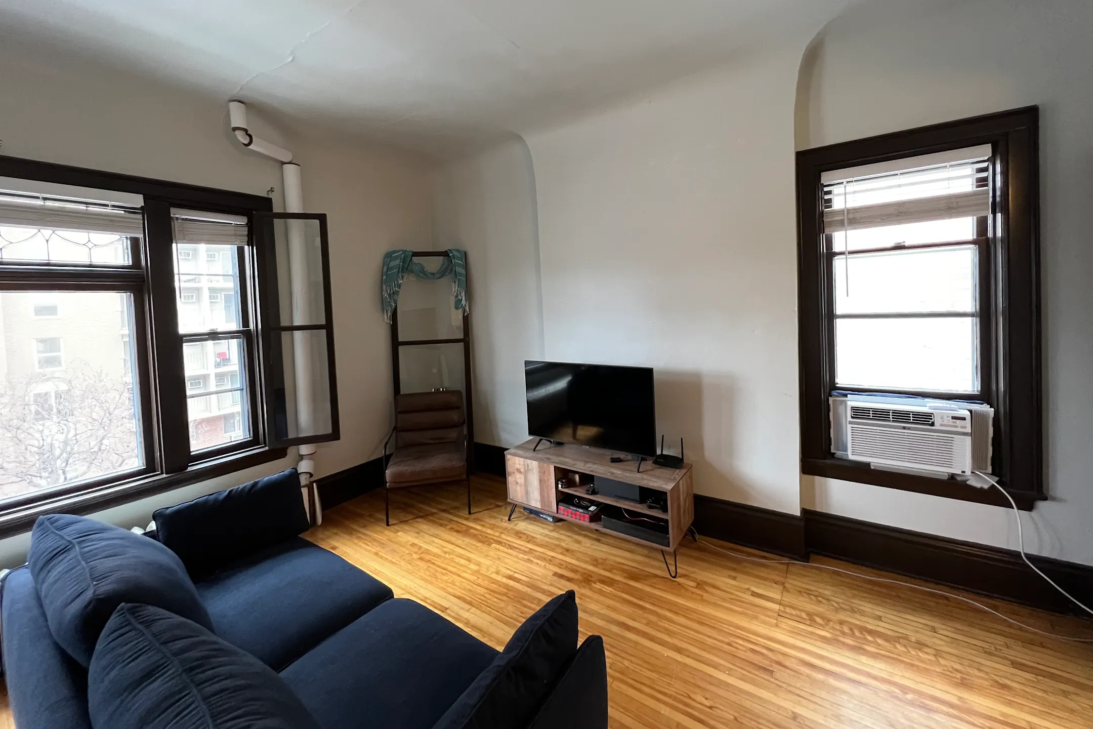 Lowry Hills Apartments 715 Douglas Ave Minneapolis, MN Apartments