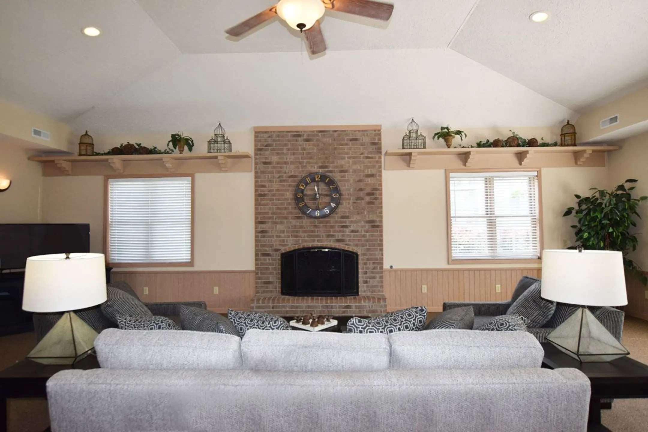 Heatherwood Apartments Grand Blanc, MI 48439