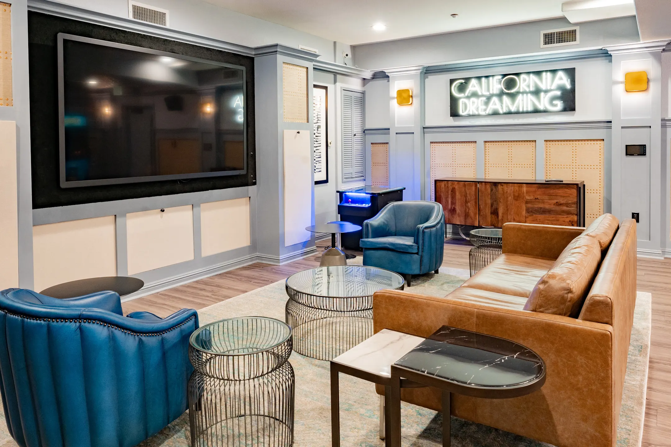 Legacy Fountain Plaza Apartments San Jose, CA 95110