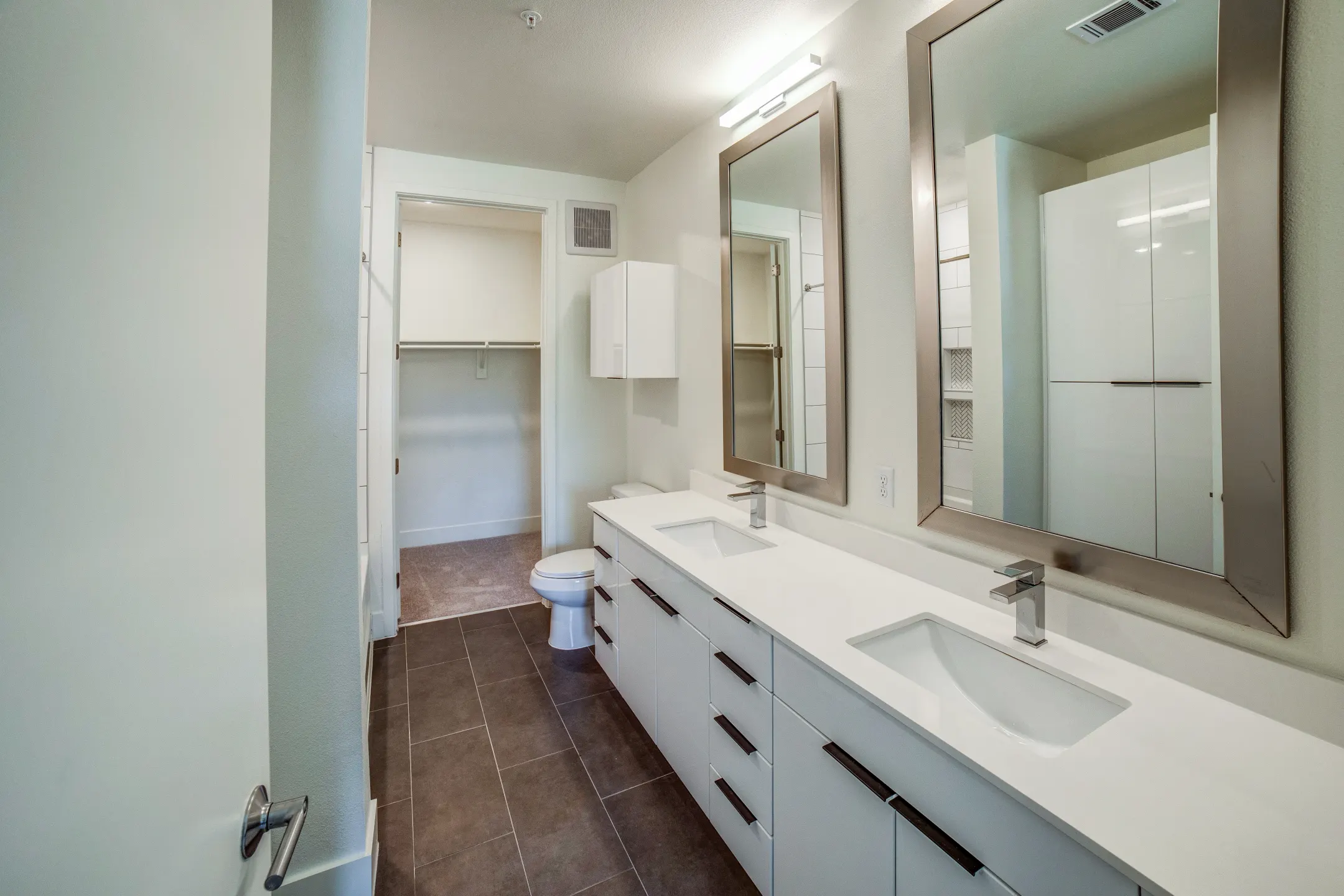 Bathroom - The Pearl - Austin, TX