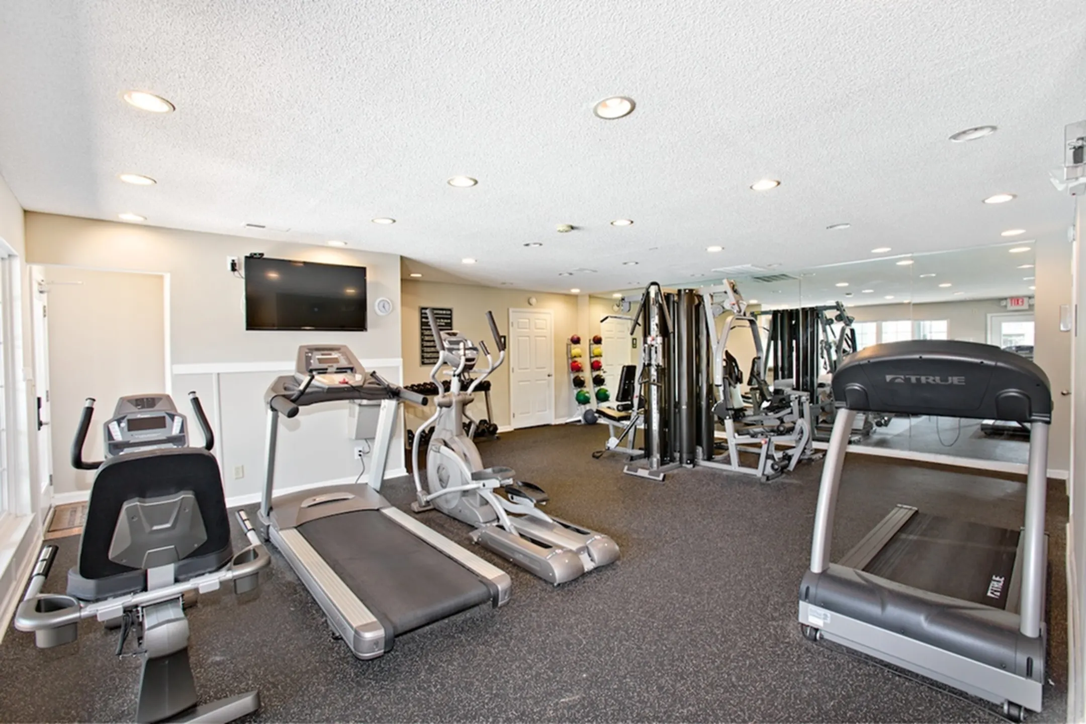 Fitness Weight Room - Brixworth at Bridge Street - Huntsville, AL