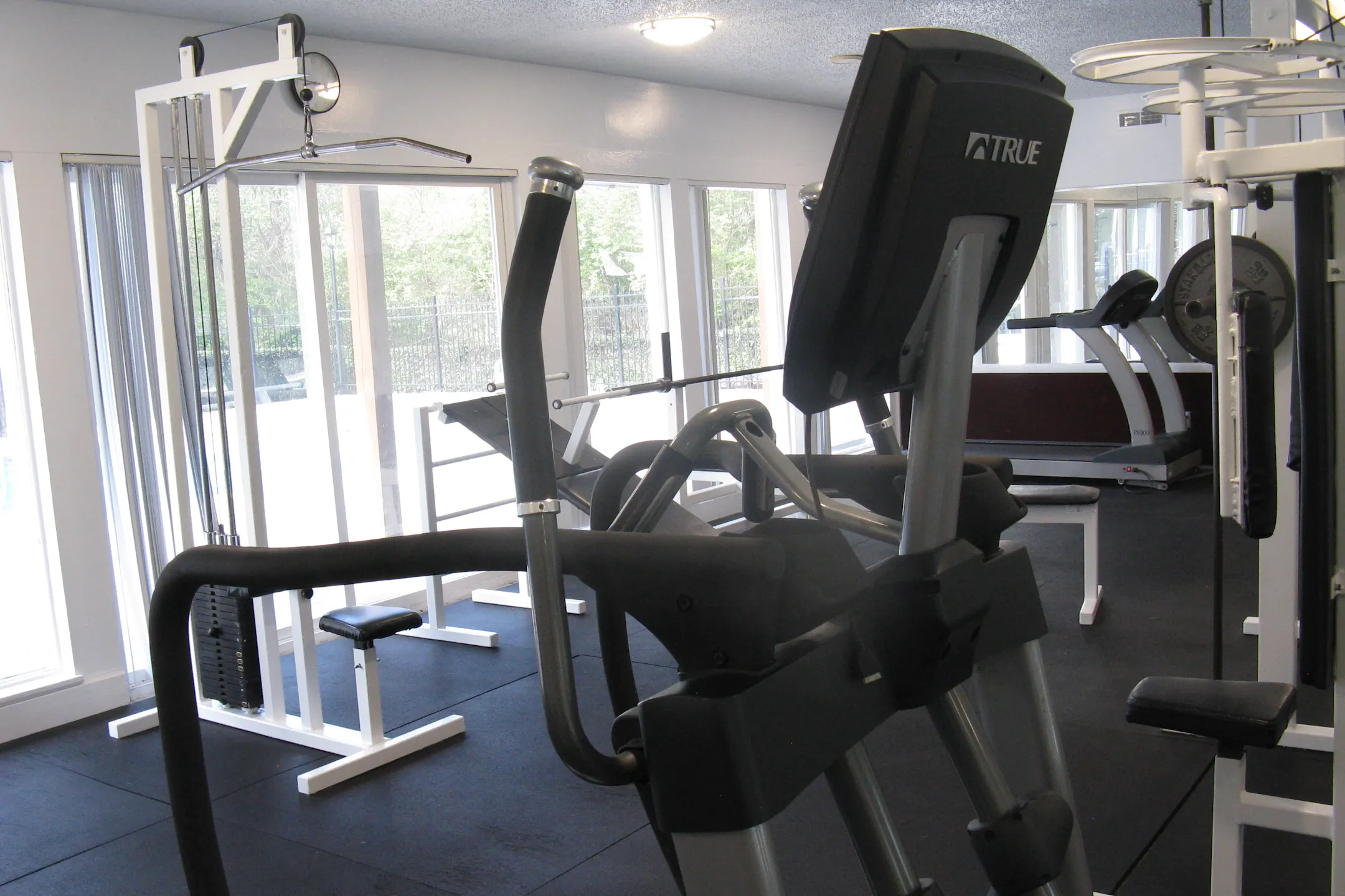 West Hills Village Apartments Knoxville, TN 37909