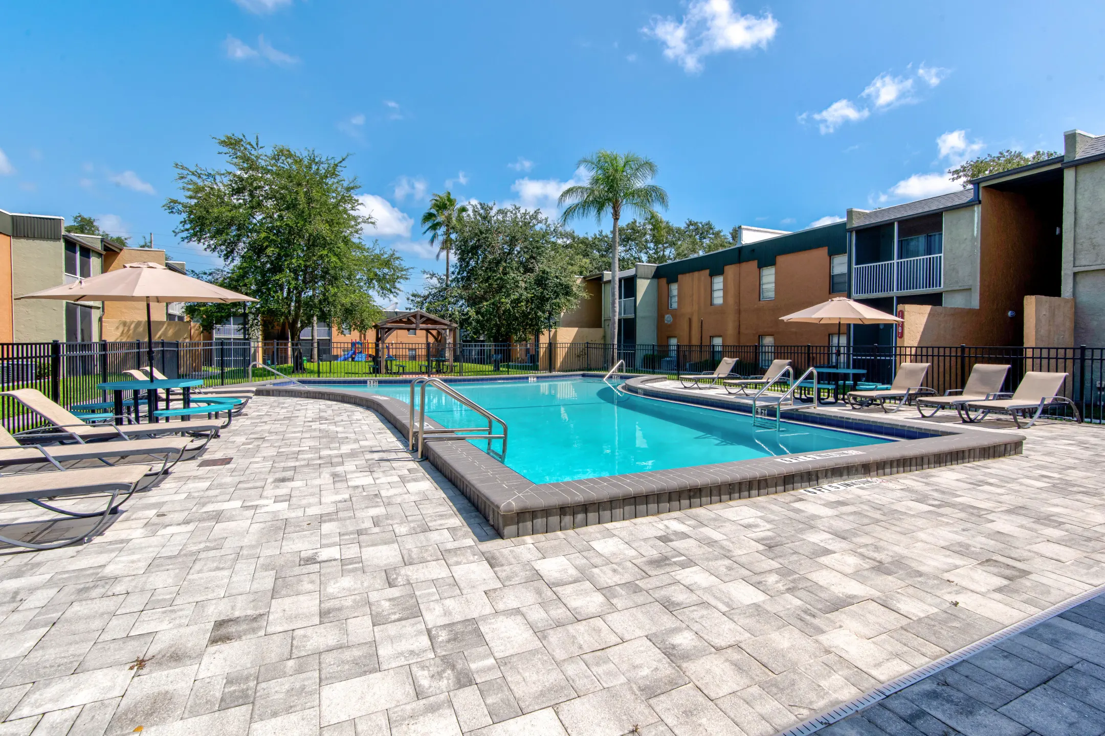 Pool - River Rock Apartments - Temple Terrace, FL
