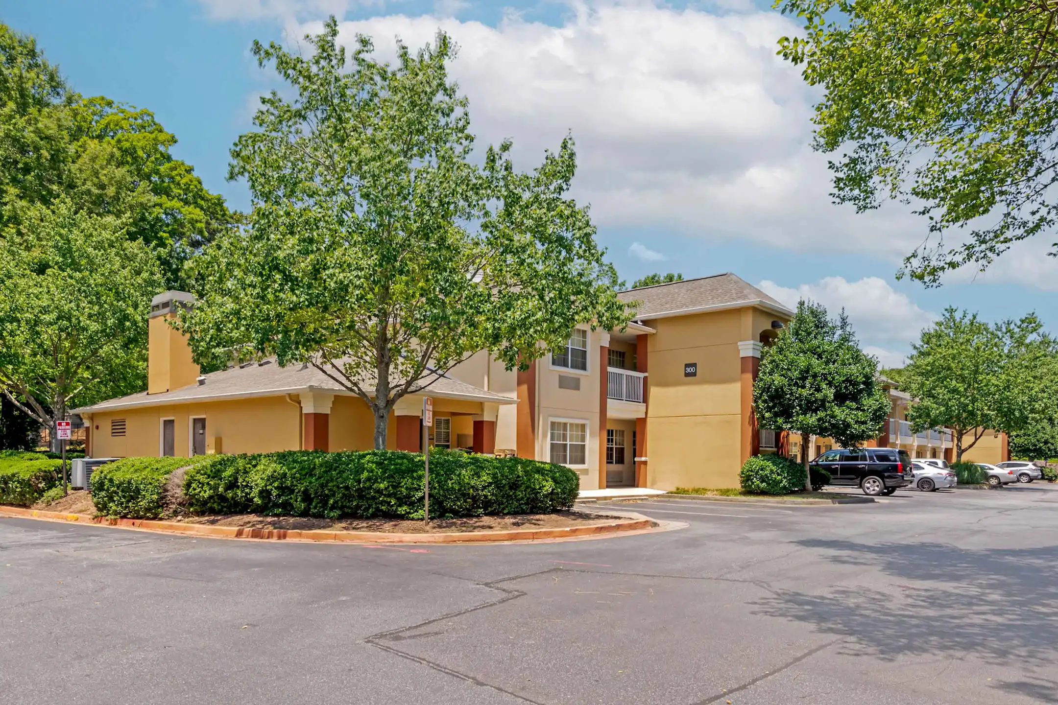 Furnished Studio Atlanta Cumberland Mall Apartments Smyrna, GA 30080