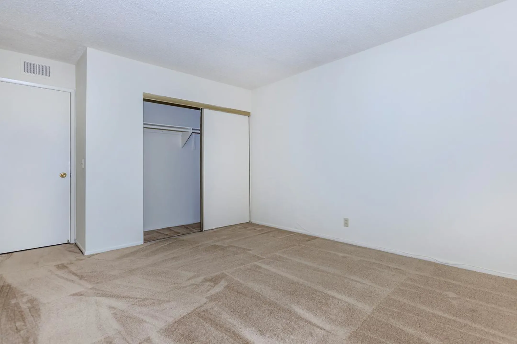 The Timbers Apartments - Oxnard, CA 93036