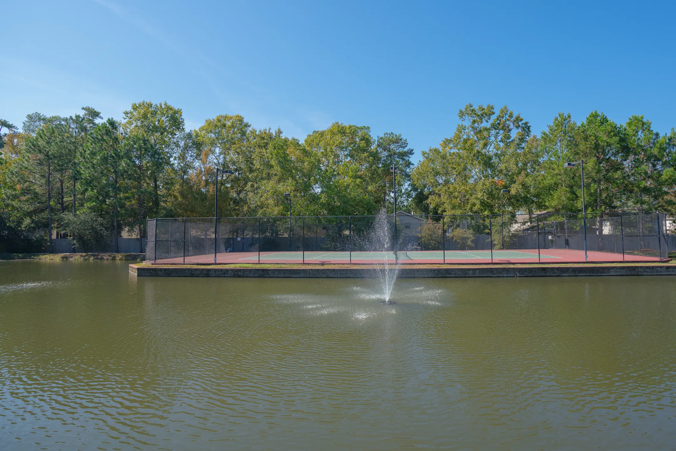 Mandeville Lake Luxury Apartment Homes Apartments Mandeville, LA 70471