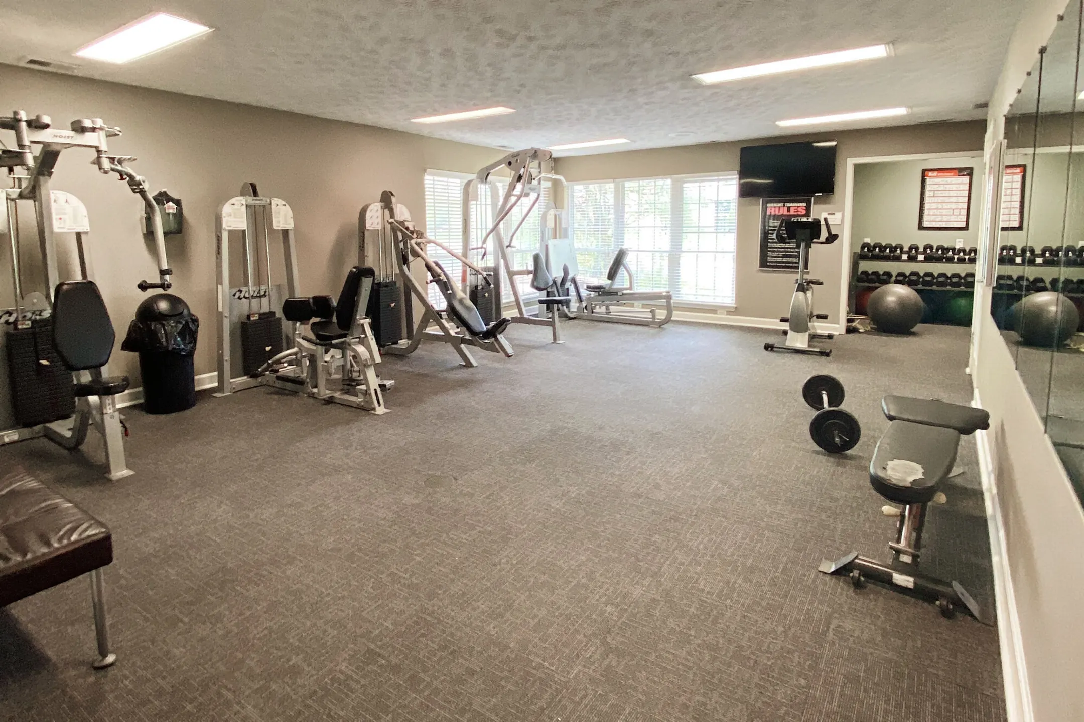 Fitness Weight Room - The Villages Of Bent Tree - Indianapolis, IN