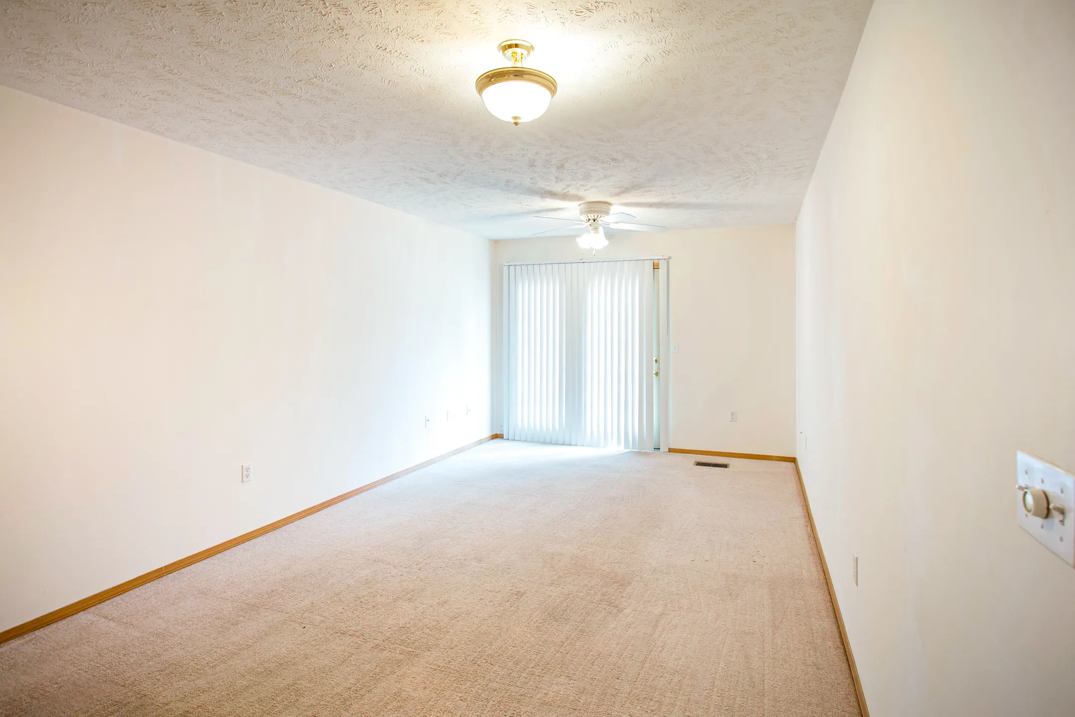 Southcreek Apartments 4318 S Timbercreek Ave Battlefield, MO for