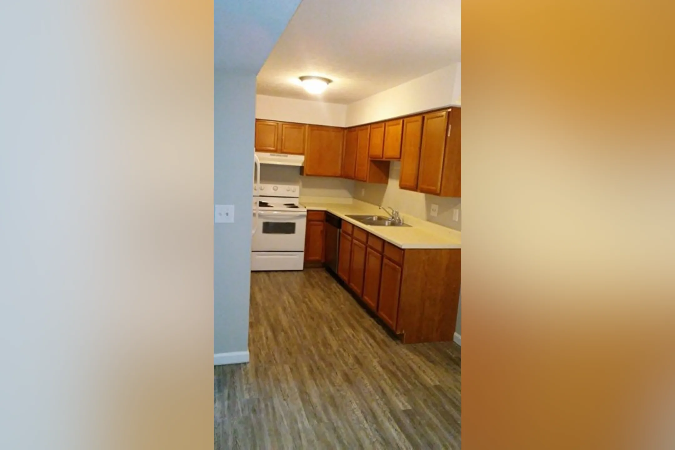 Oak Tree Farms Apartment Homes 2101 Pin Oak Dr Hopkinsville, KY