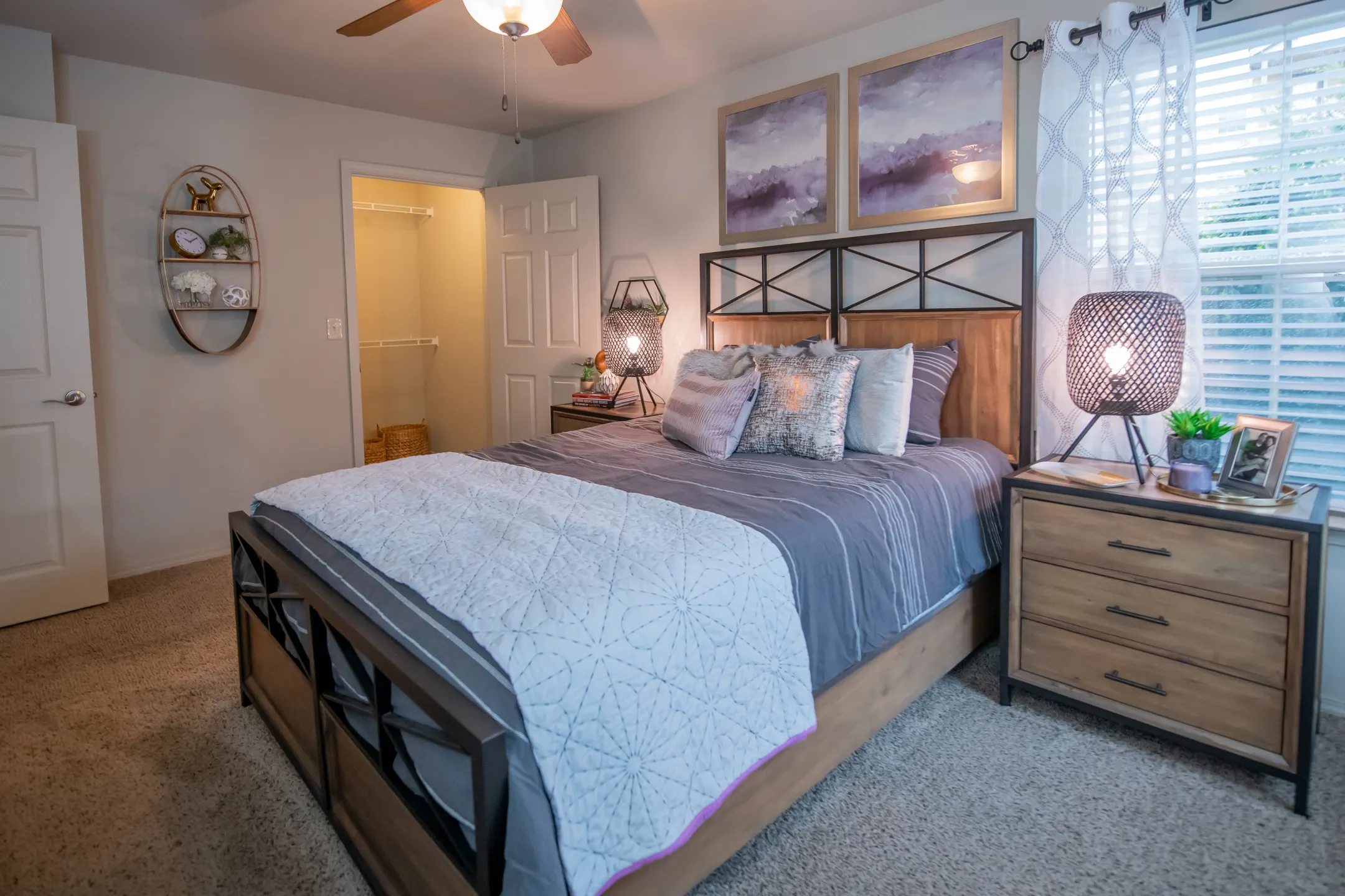 Bedroom - Cascata Luxury Apartments - Tulsa, OK