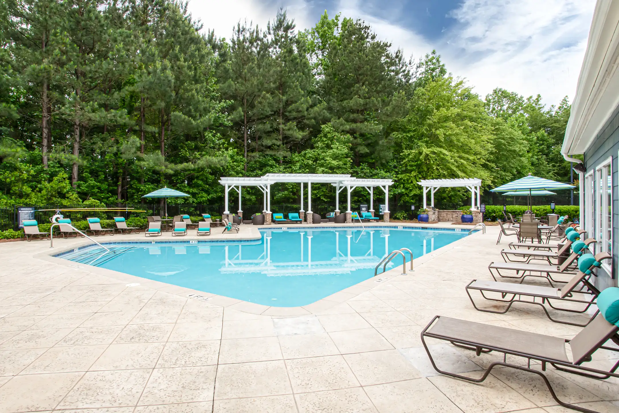 Brodick Hill Apartments Lithia Springs, GA 30122