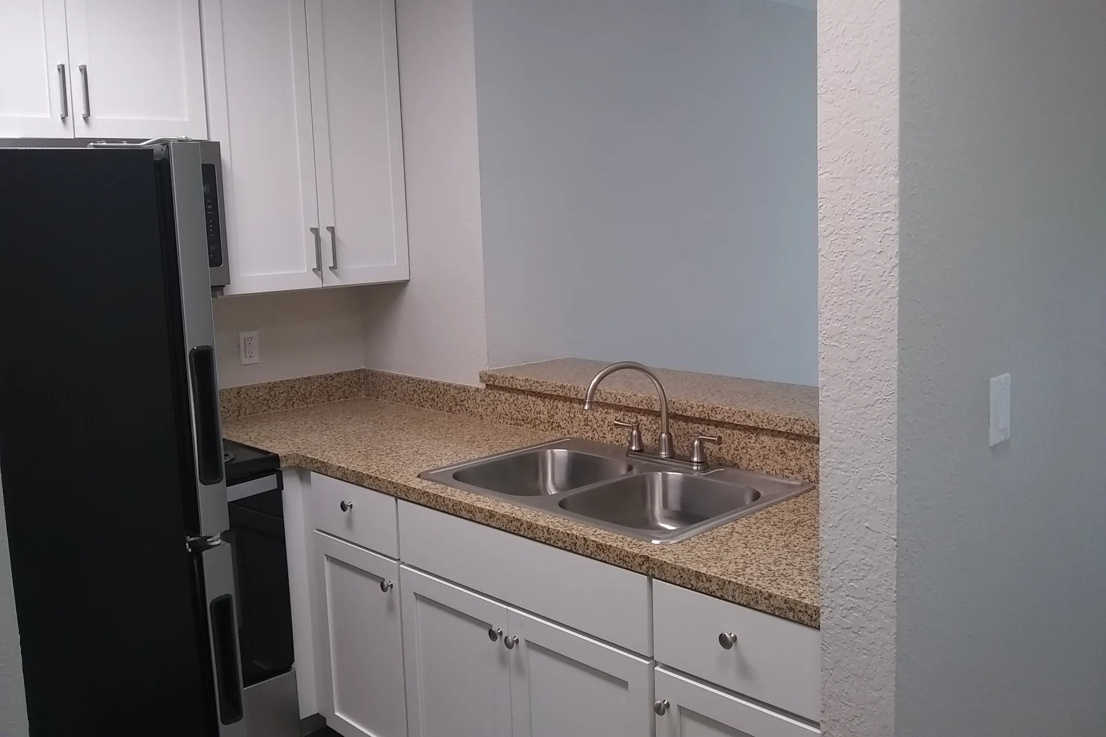 Kitchen - Mesa Palms - San Diego, CA