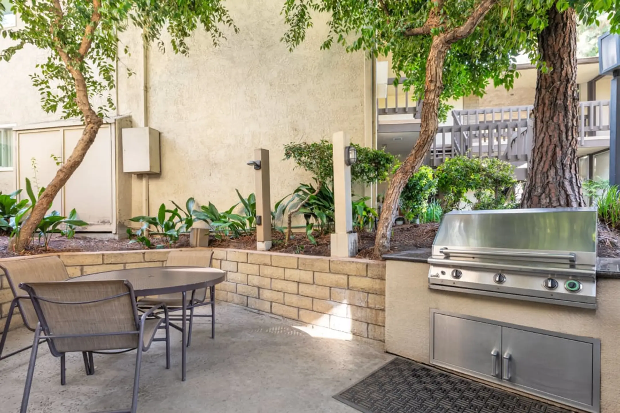 eaves Cerritos 11421 186th St Artesia, CA Apartments for Rent Rent.