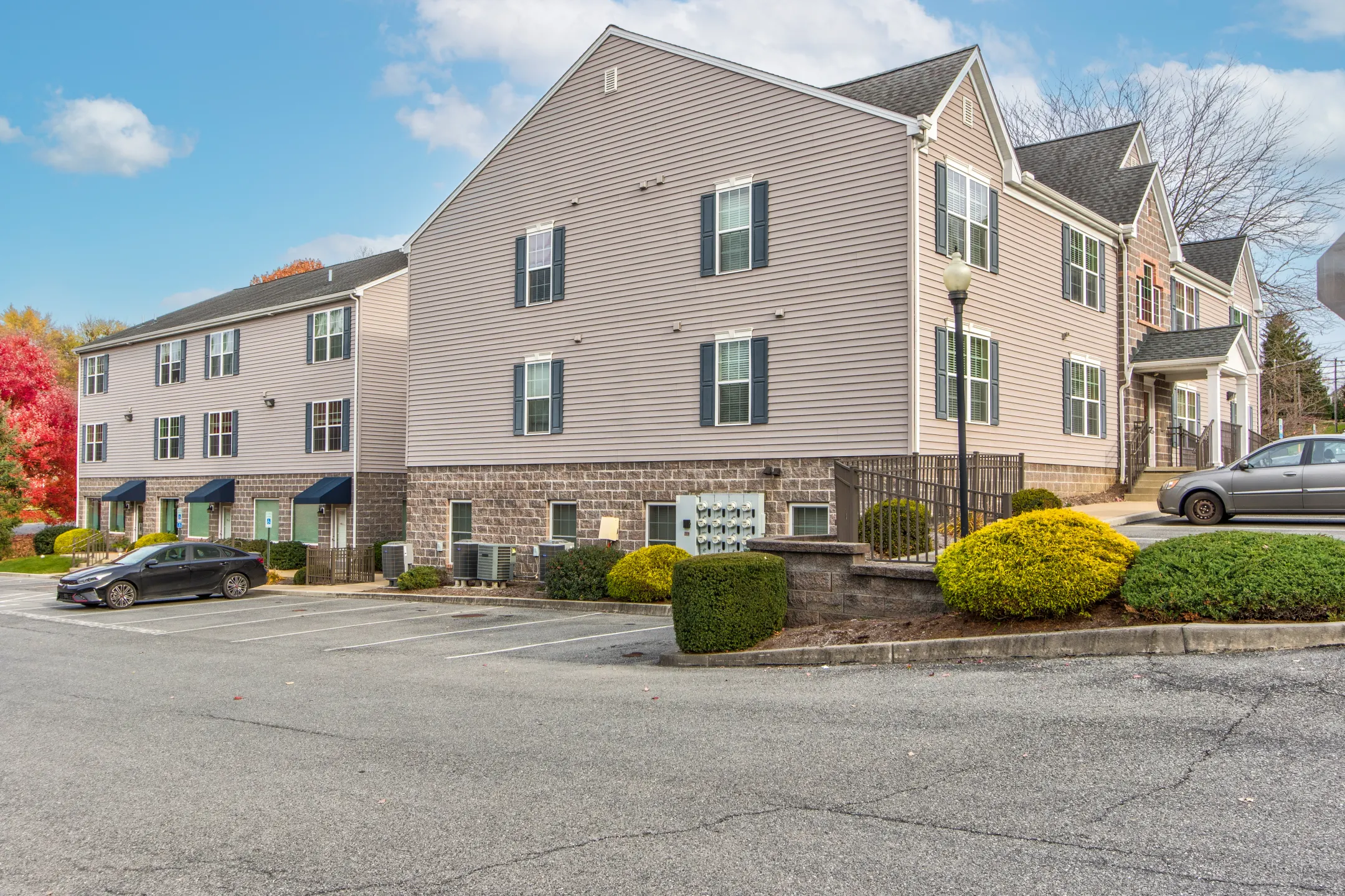 Hempfield Commons Apartments - Lancaster, PA 17601