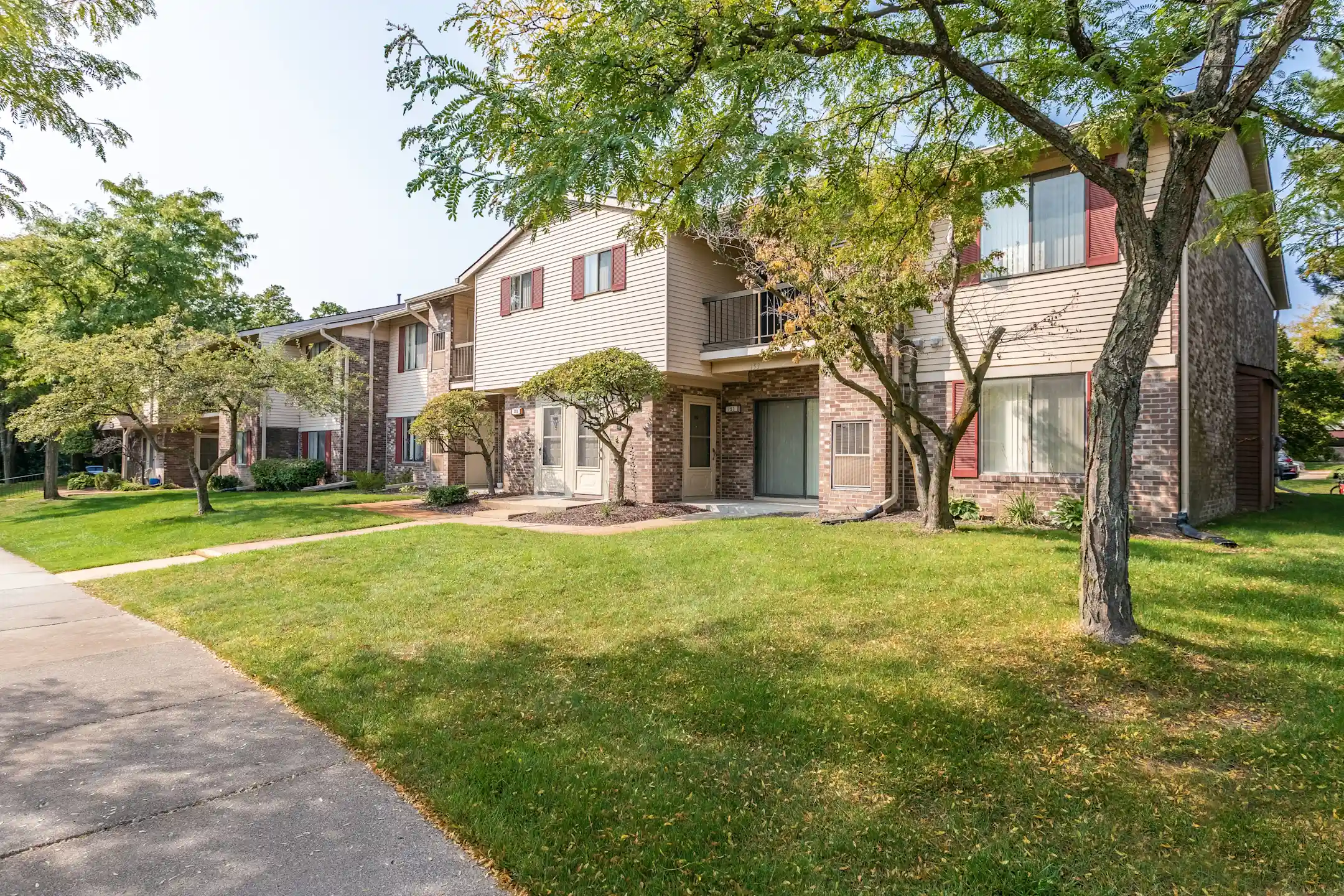 Edge At Novi Apartments 42101 Fountain Park North Novi, MI Apartments for Rent Rent.